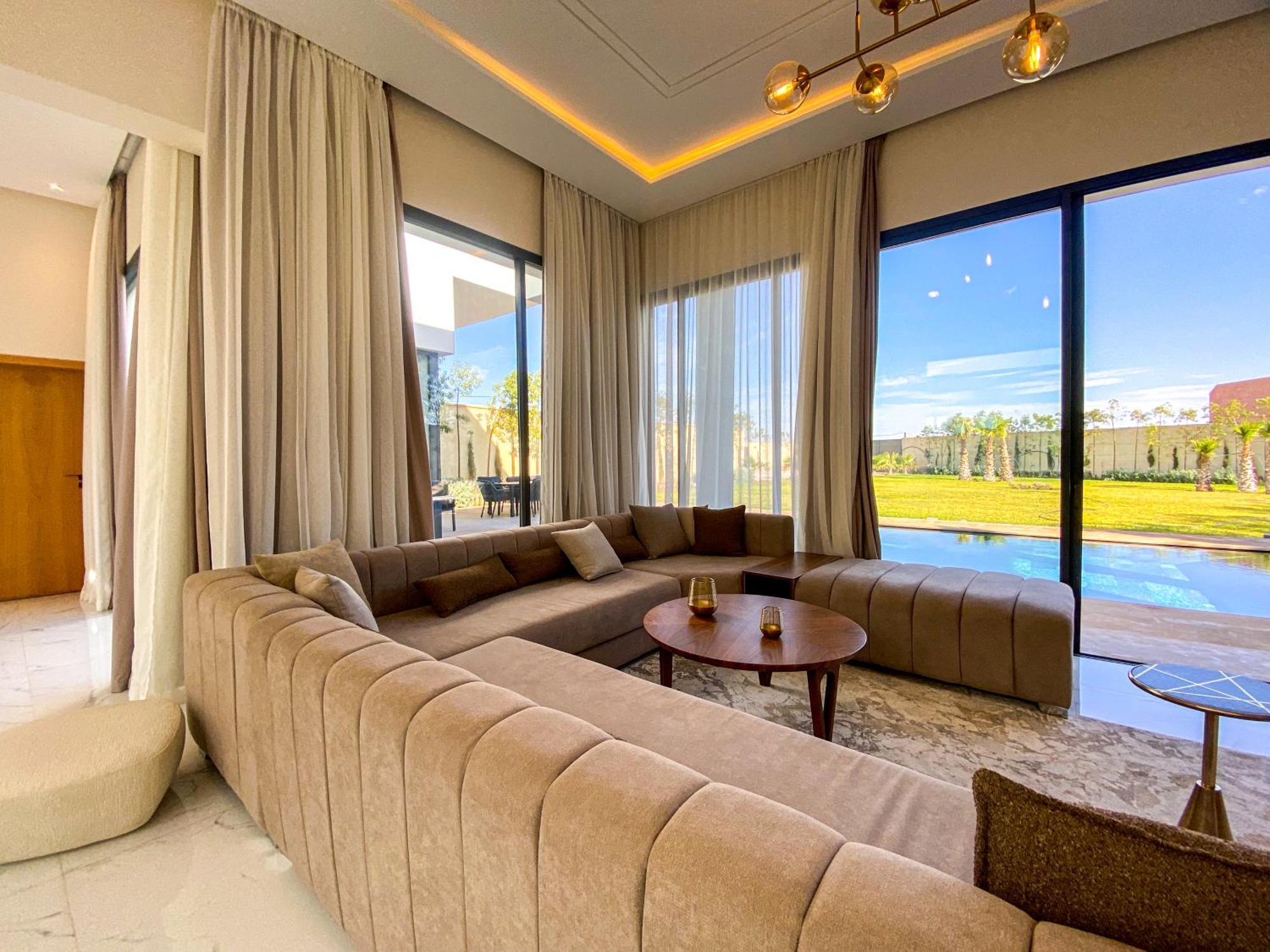 Villa Where Luxury Meets Marrakech & Private Pool