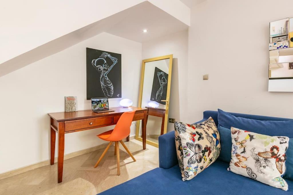 Lights Duplex