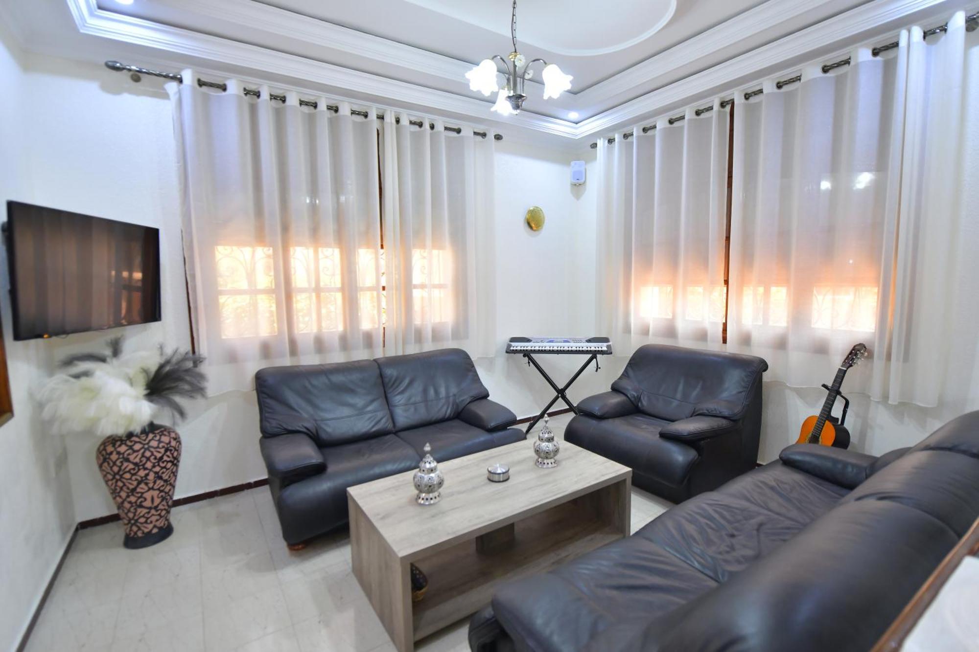 Conforts Villa *