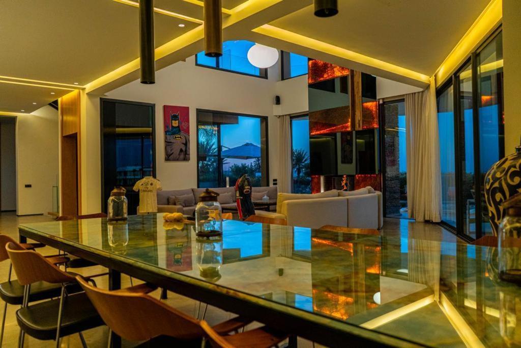 Palais Luxueux Eden Palm Villa