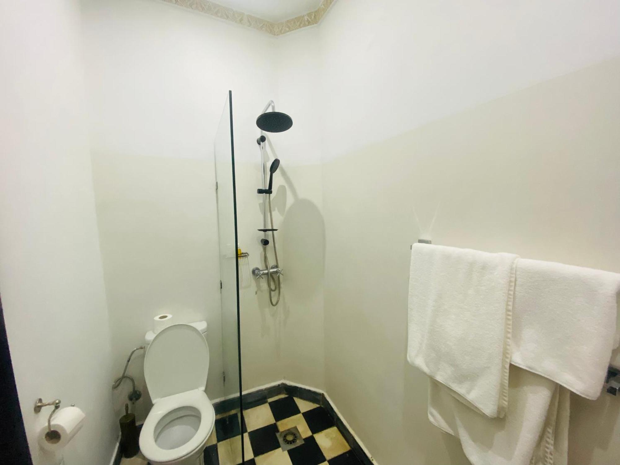 Bed and breakfast New Moon 3*