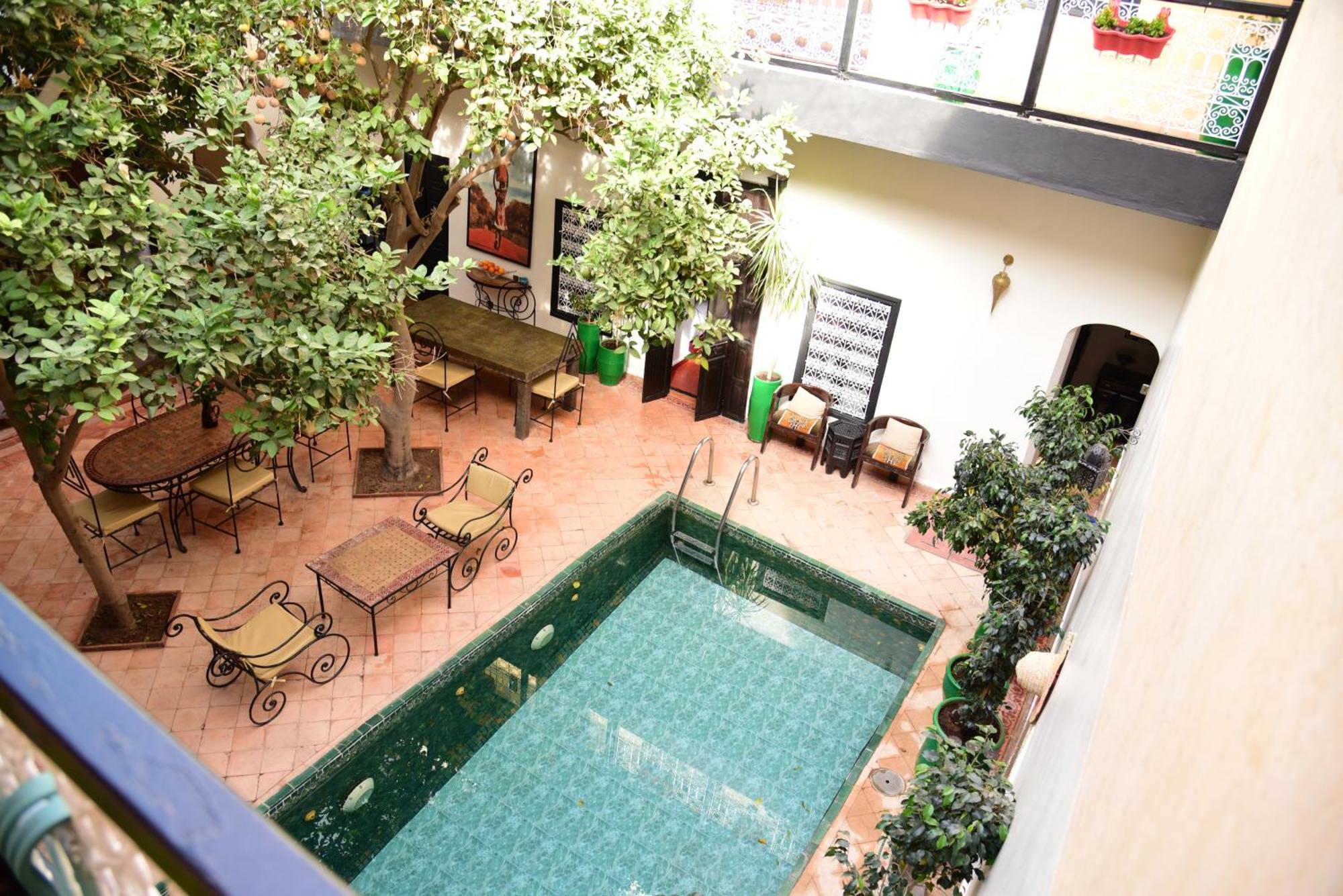 Du Petit Riad 4*