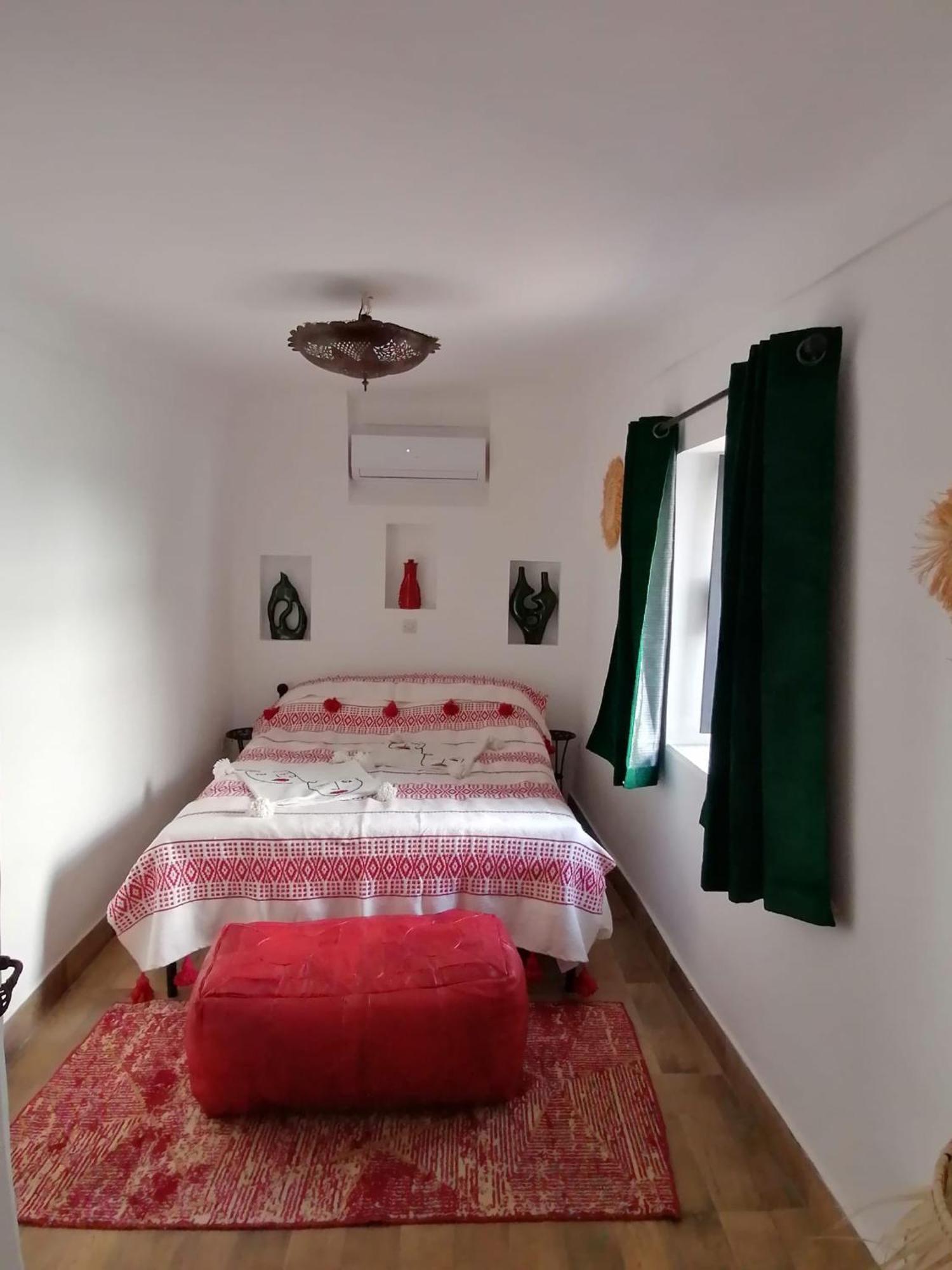 Guest house Ayada *