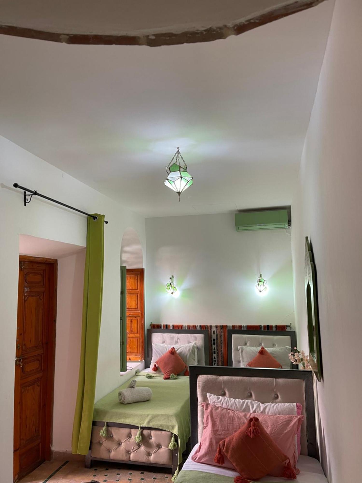 Riad La Caleche & Marrakesh