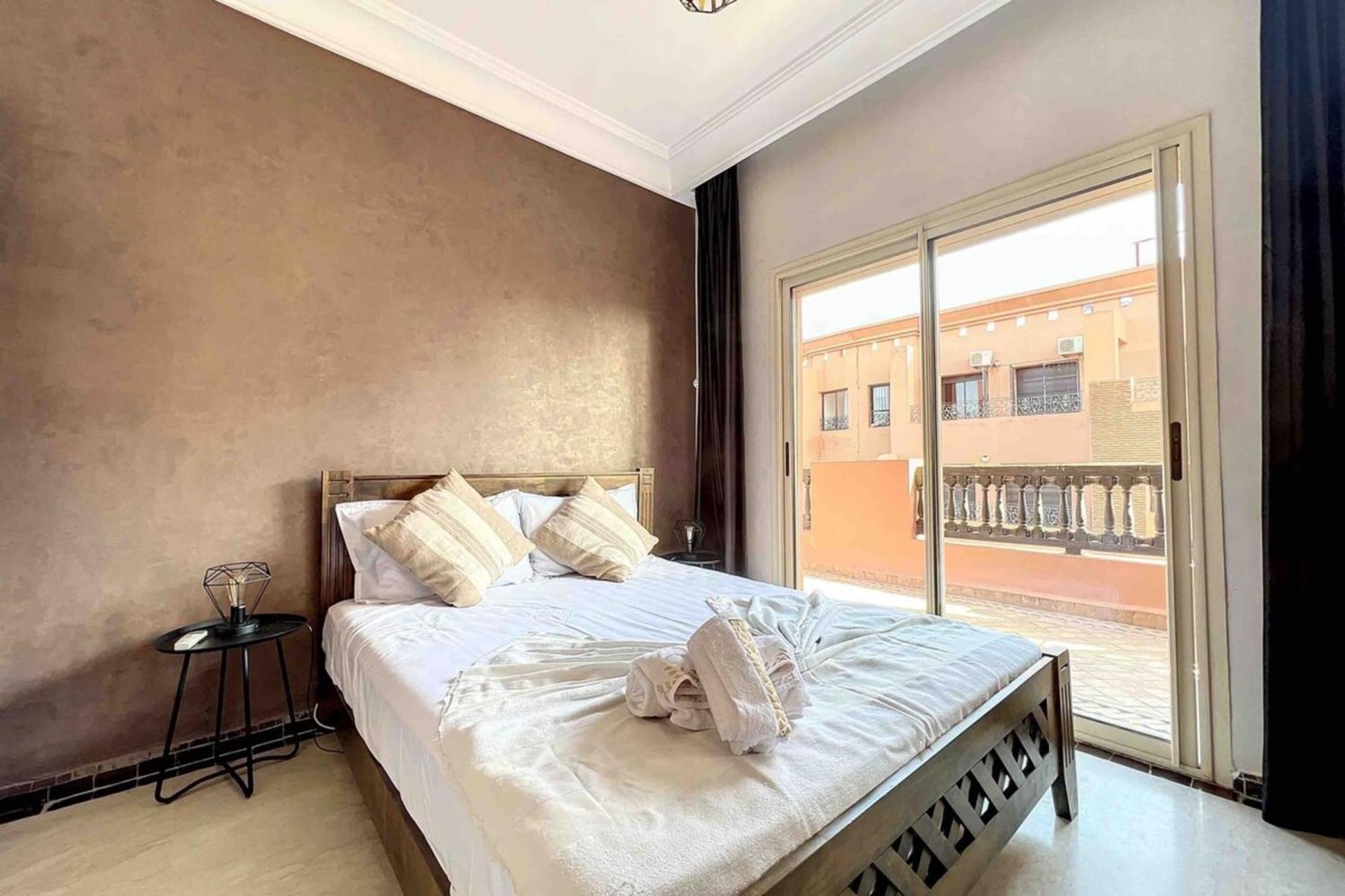 Sarah I 92 M I Piscine I Quartier Hivernage Appartement