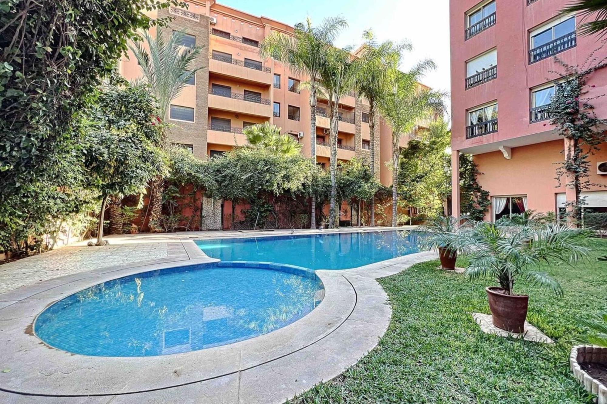 Sarah I 92 M I Piscine I Quartier Hivernage Appartement