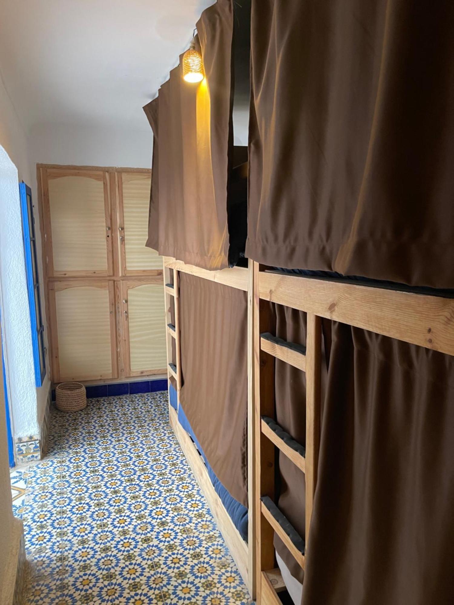 Yu Yu Hostel