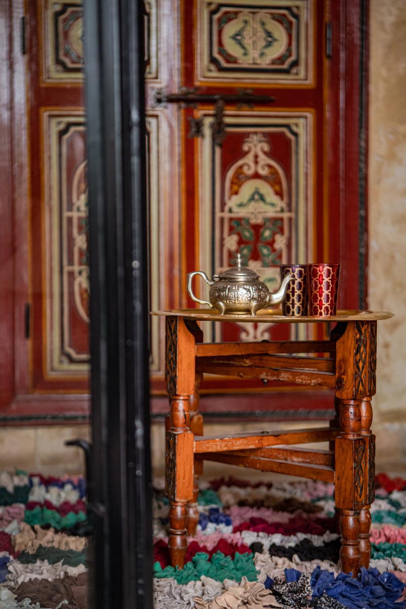 Riad Le Jardin De Lea, Suites&spa Couette-café