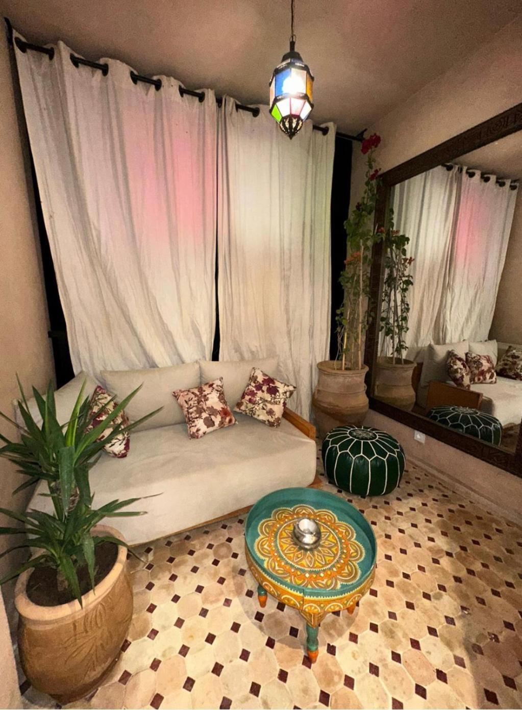 Moderne En Center Marrakech-gueliz Apartamento *