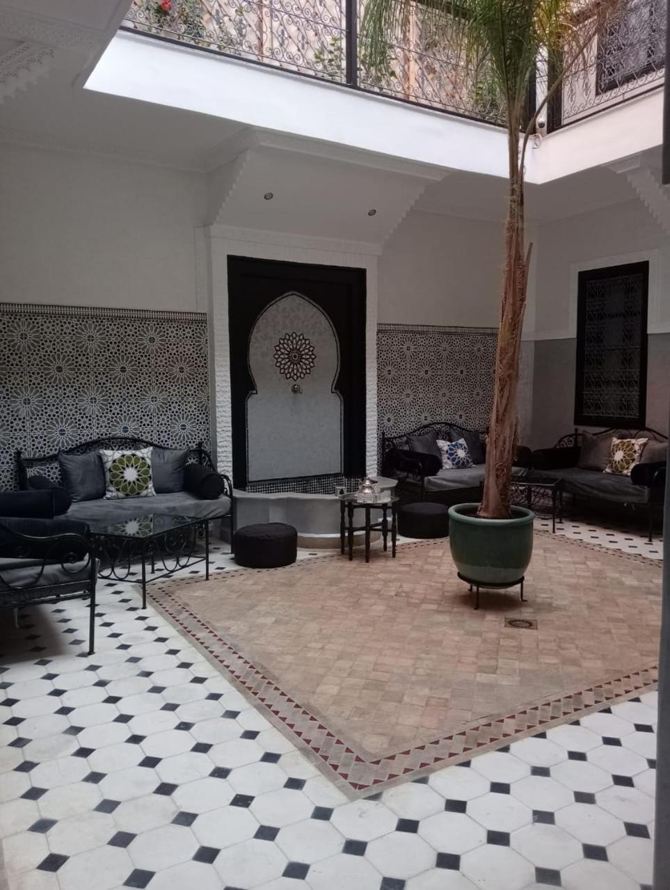Le Etoile Ocre Guest house