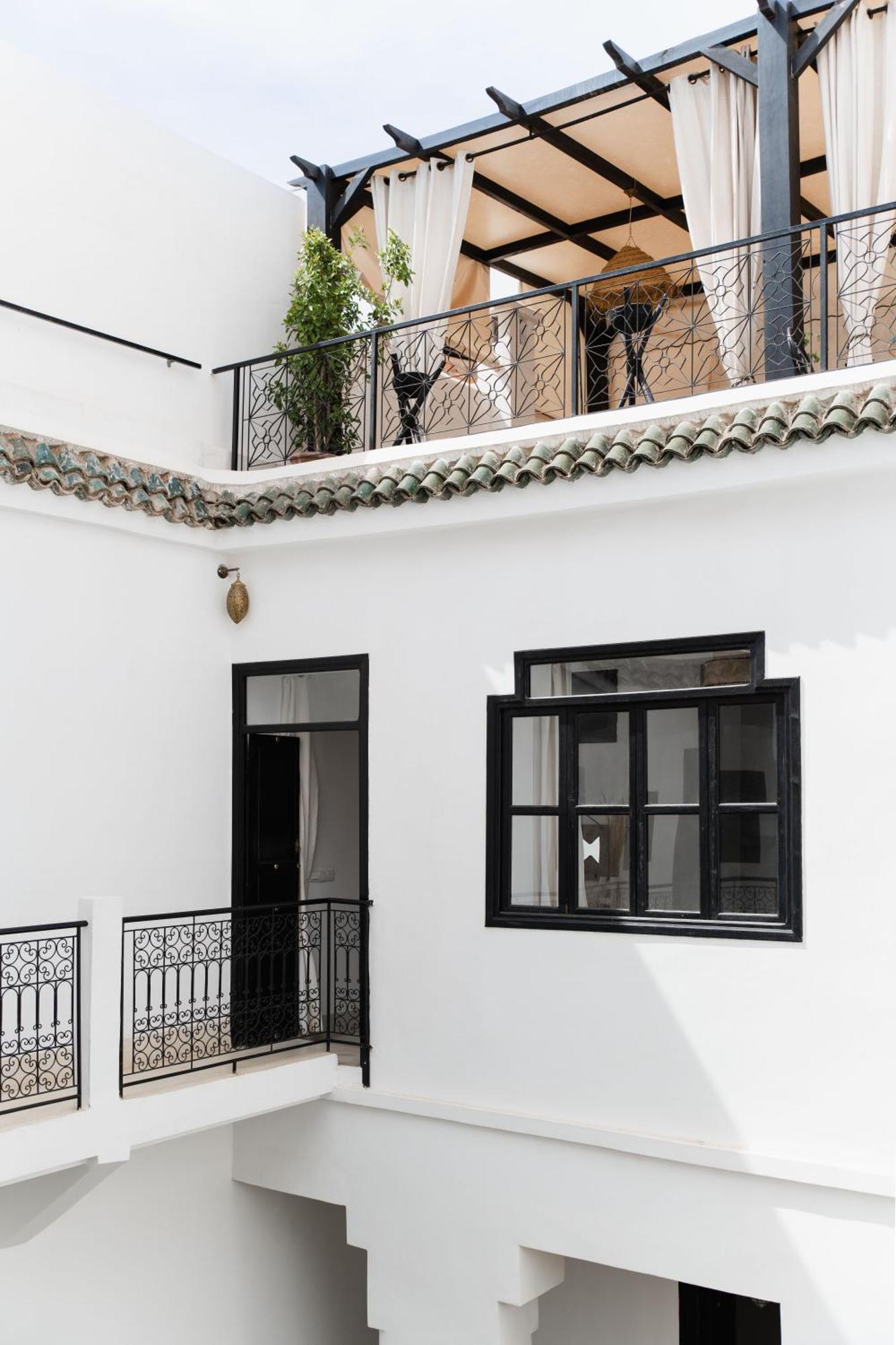 27 & Entierement Privatise Riad *
