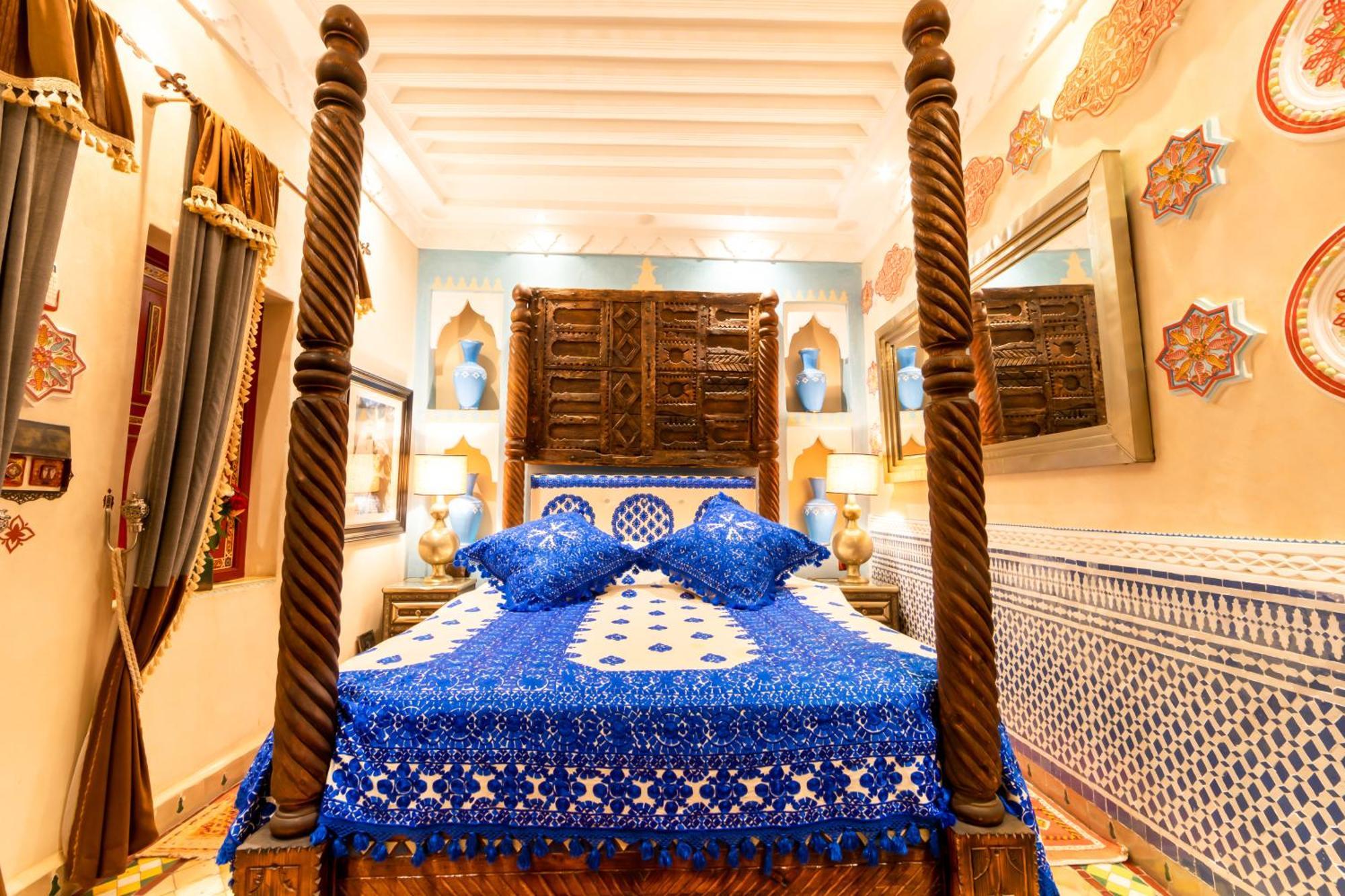 Hikaya Riad