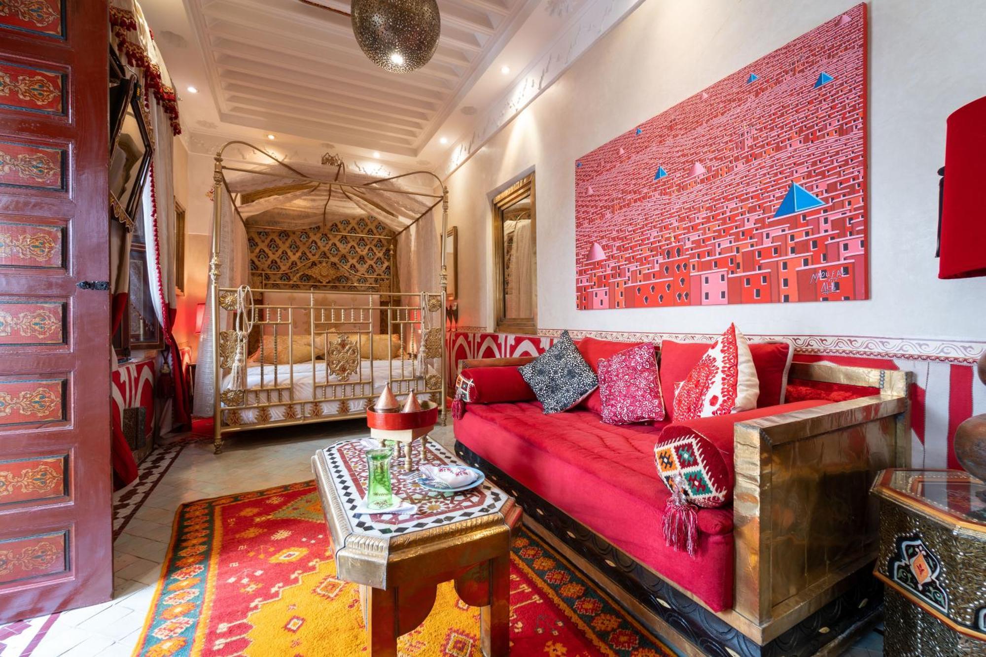 Hikaya Riad