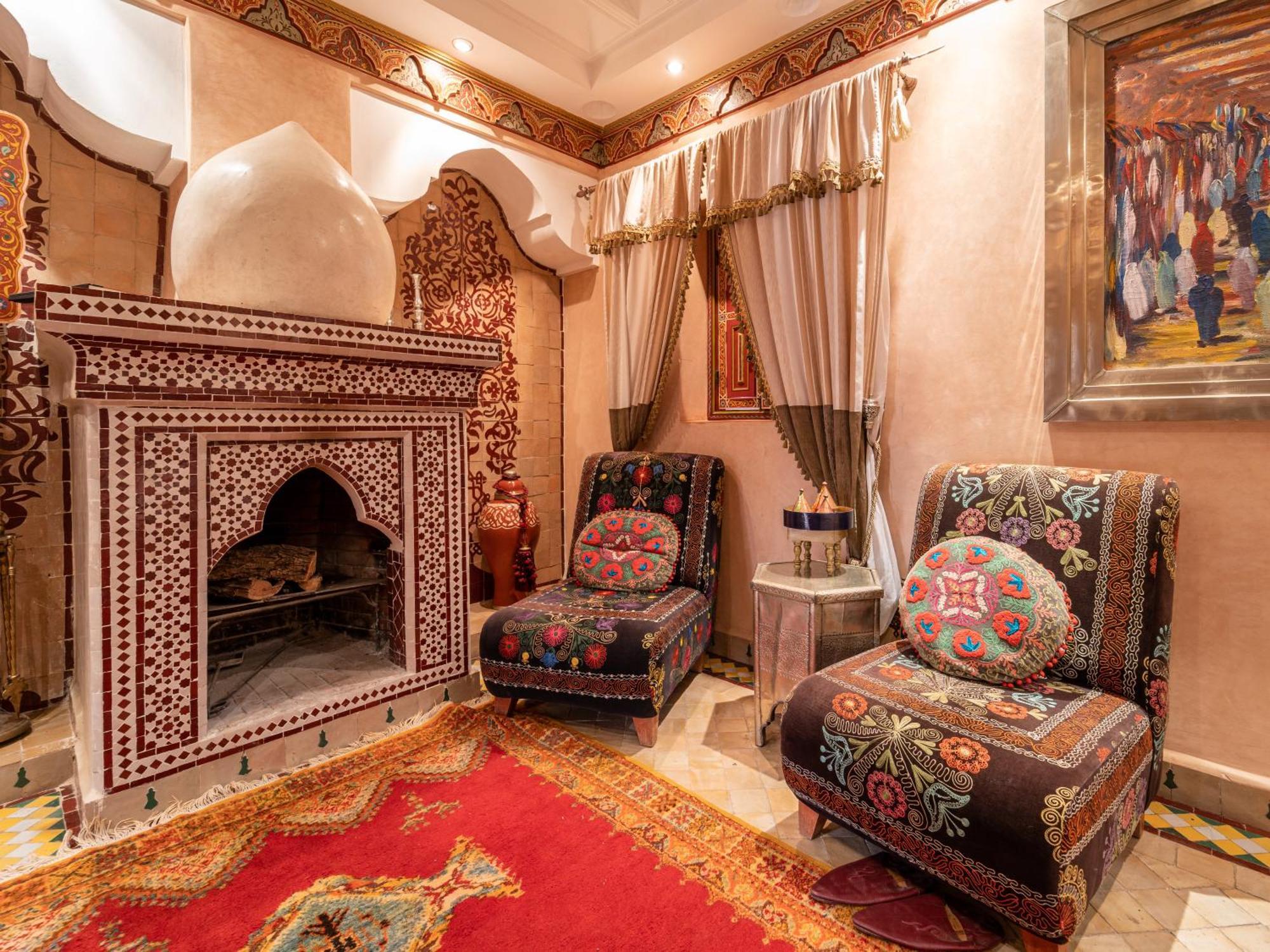 Hikaya Riad 4*