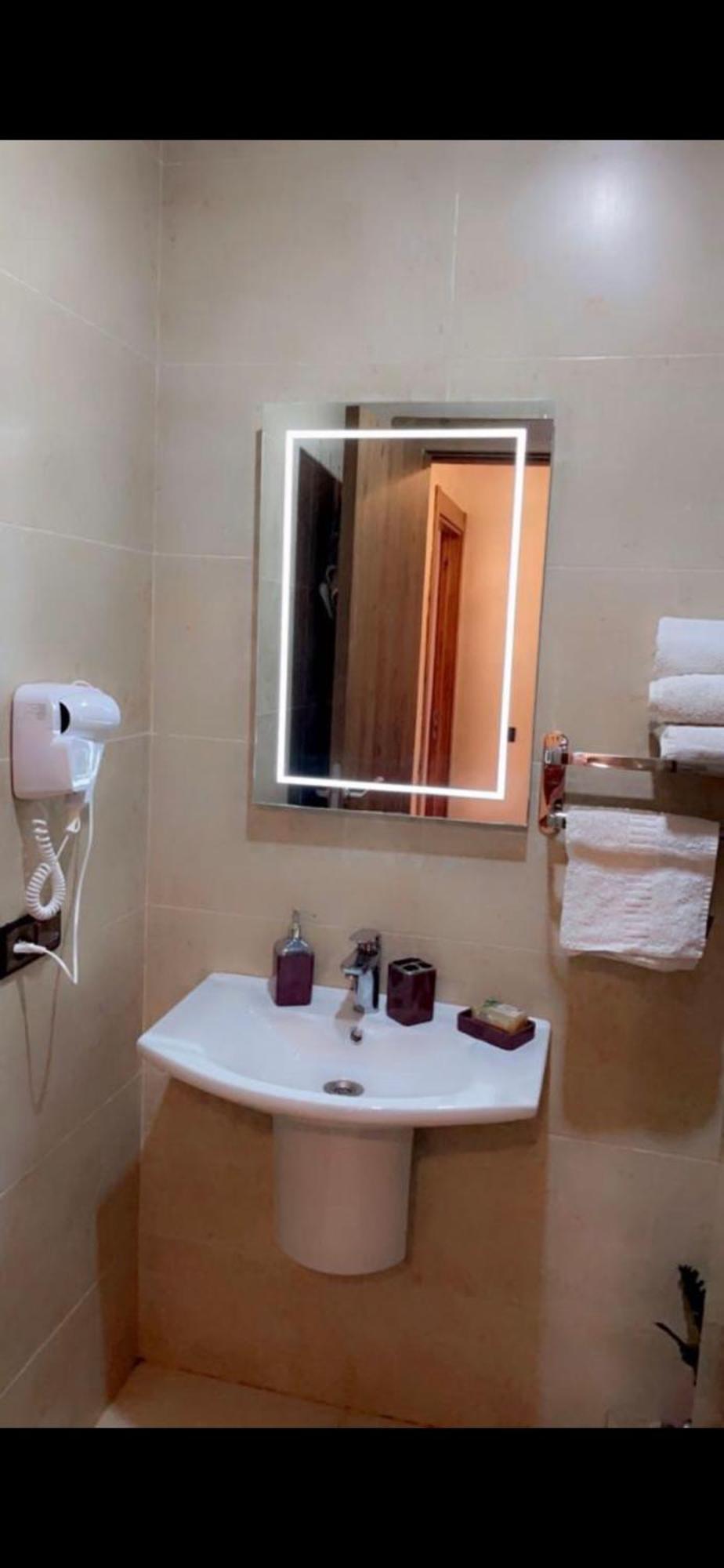 Guéliz L’hivernage Nour5 * Marrakesh