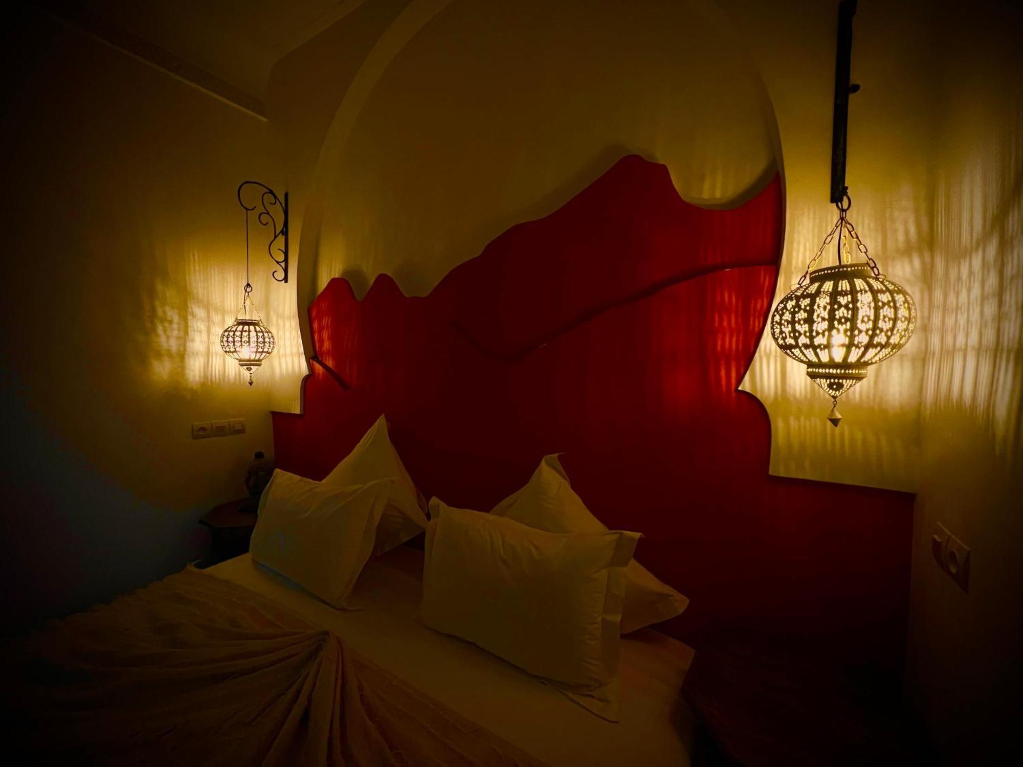 New Moon Bed and breakfast