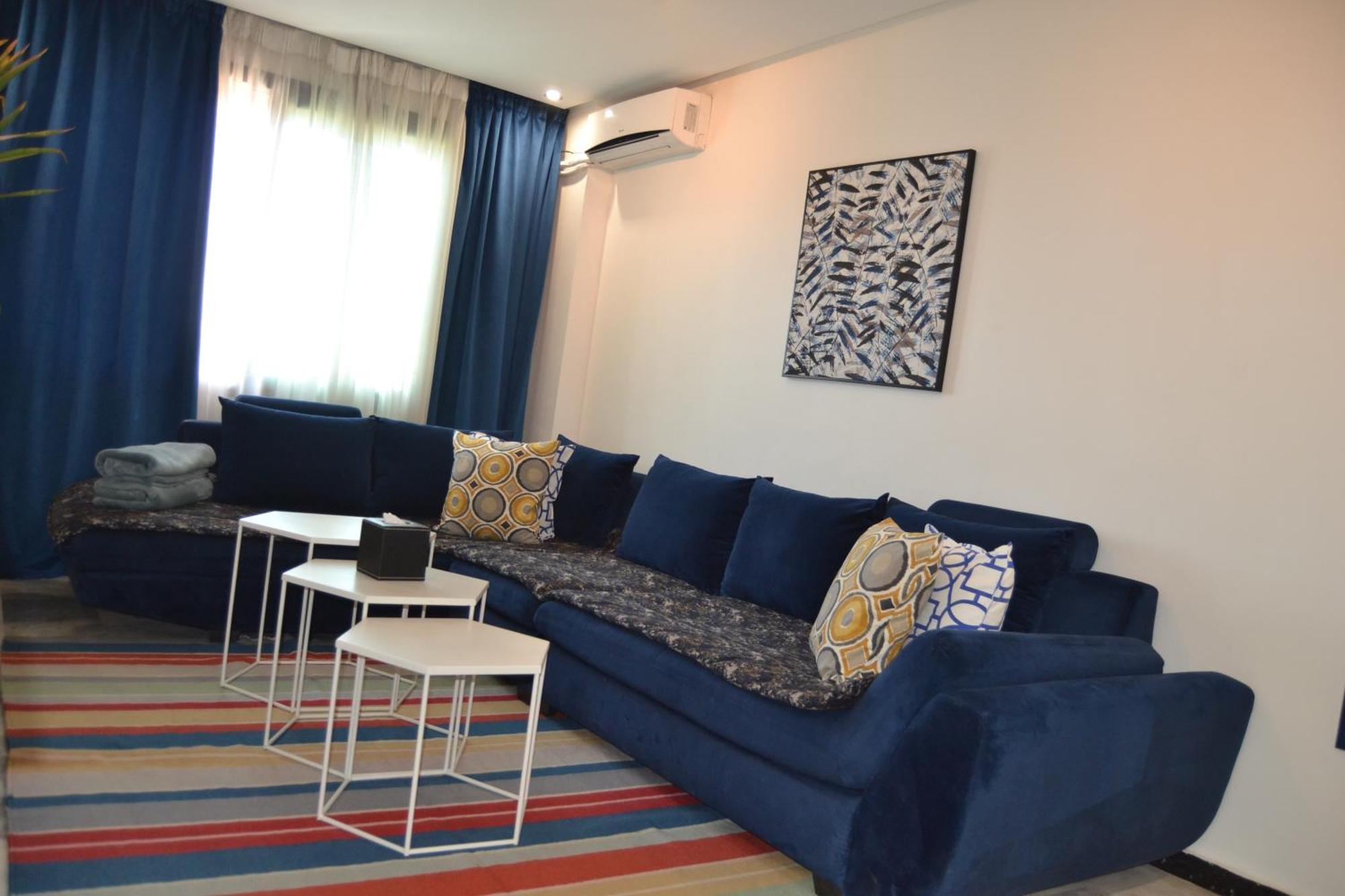 Aim House Apartment