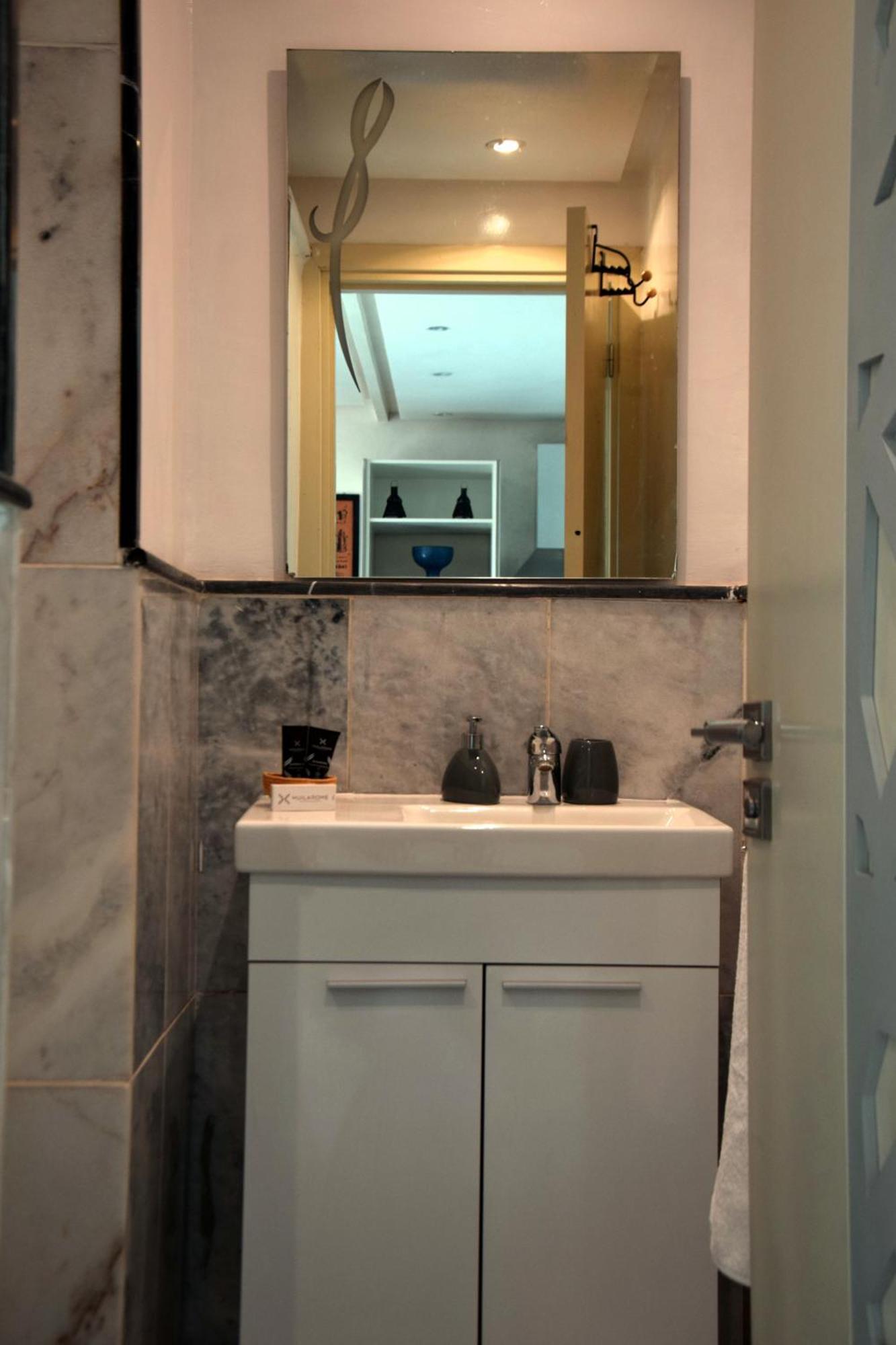 Aim House Apartment *