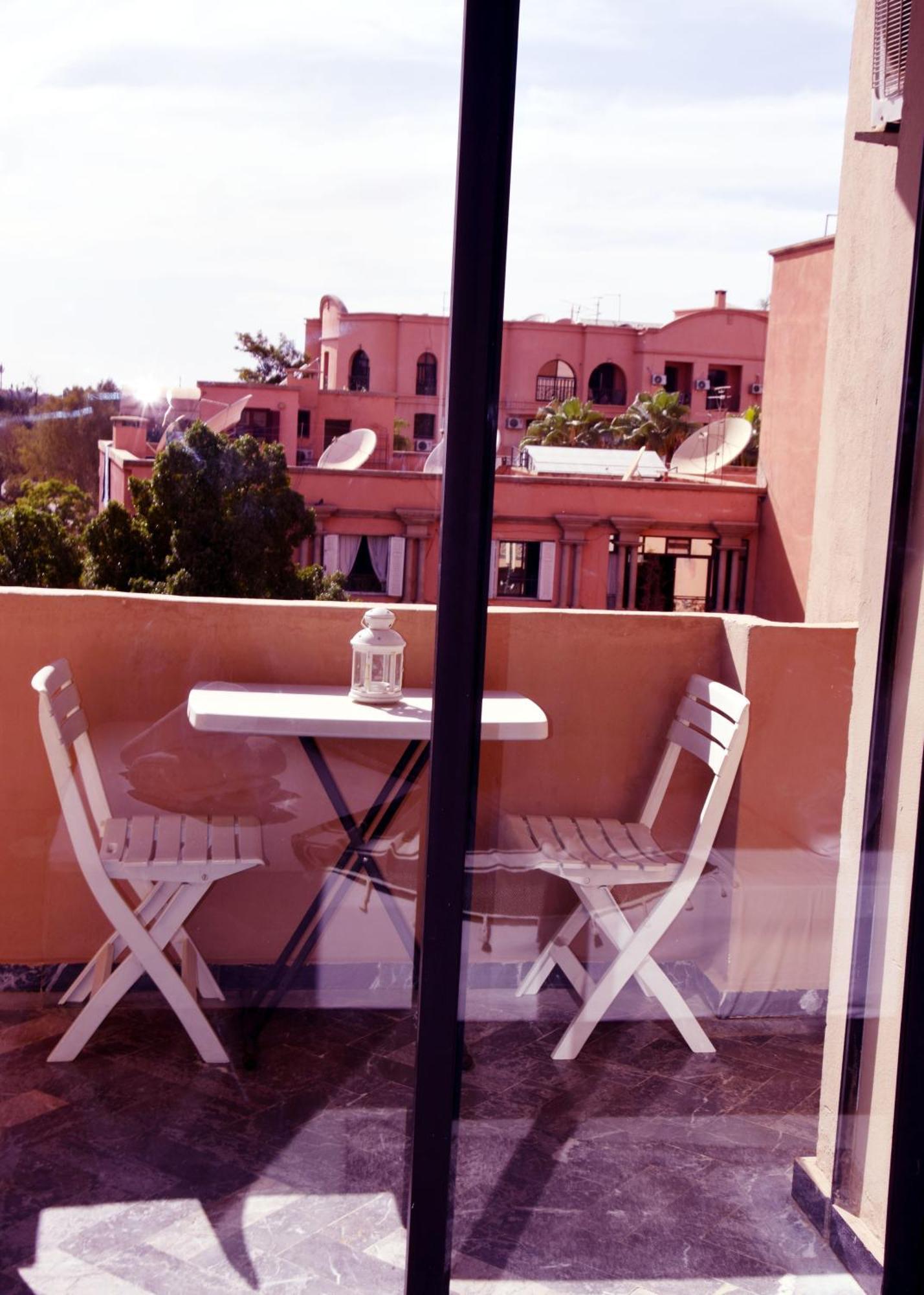 Apartment Aim House *