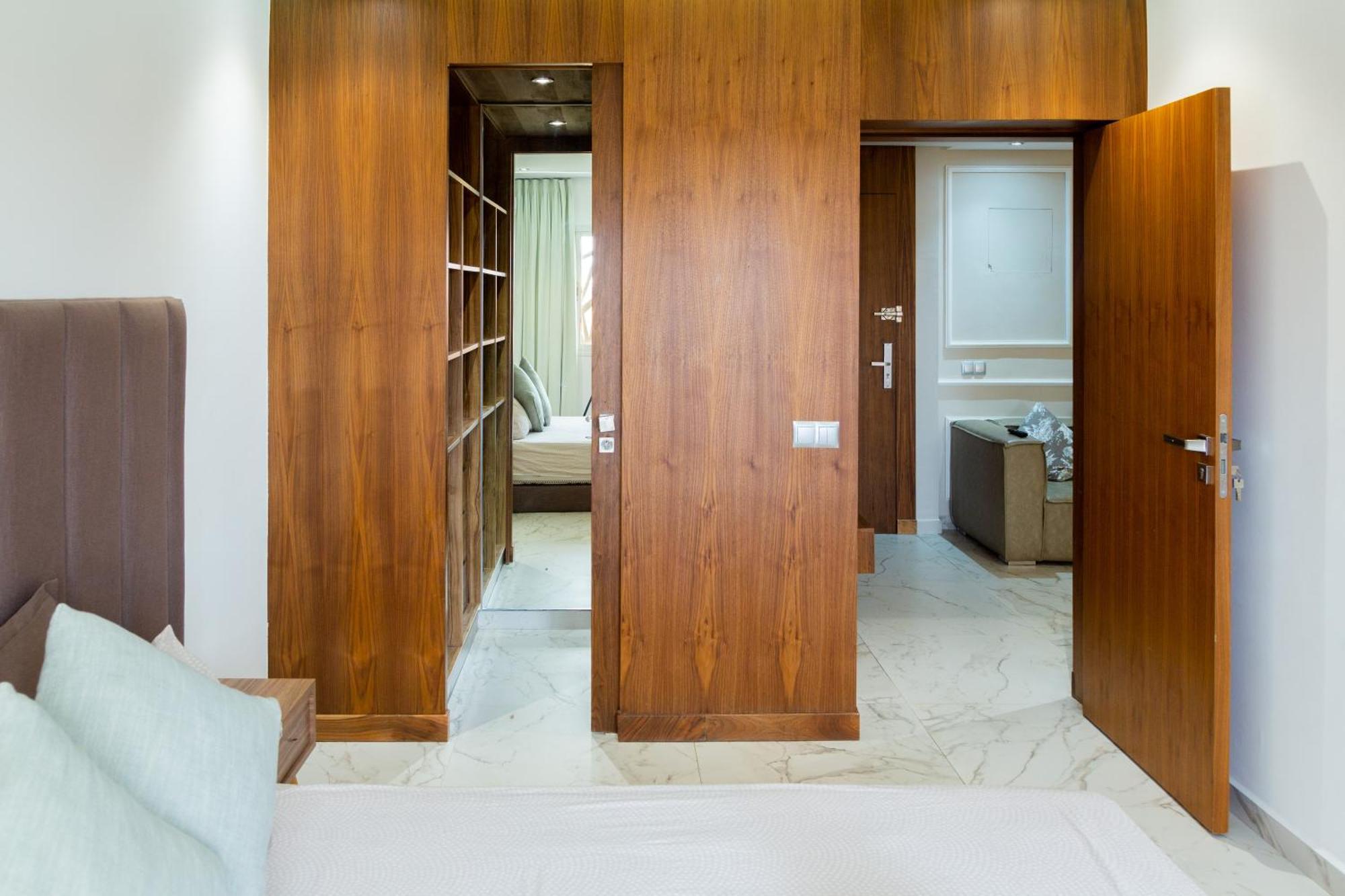A Place To Call - Downtown Apartment *