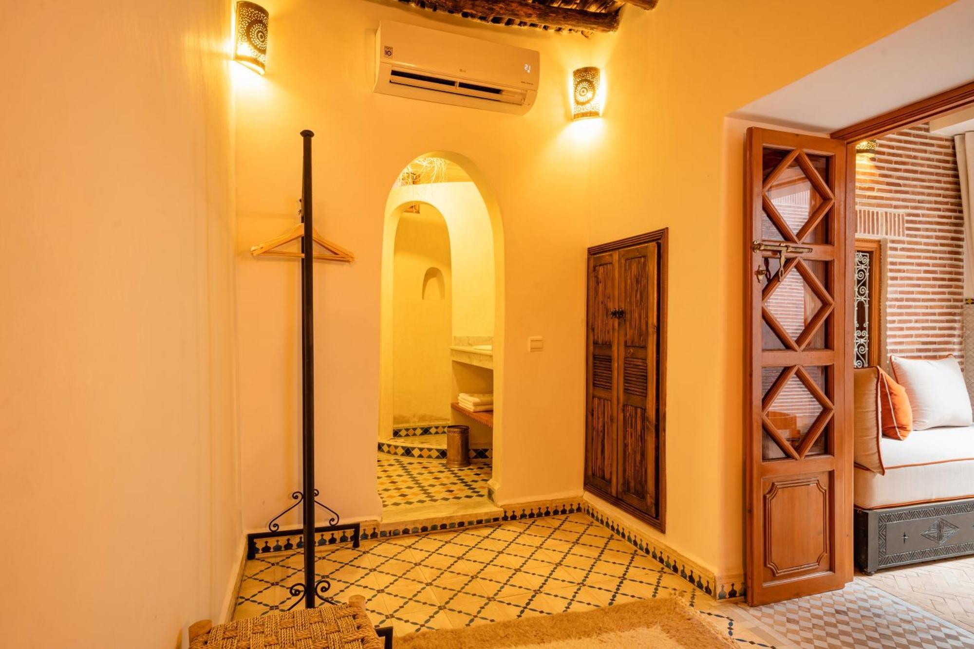 The D'orient - Piscine Privee - Petit Dejeuner Riad Marraquexe