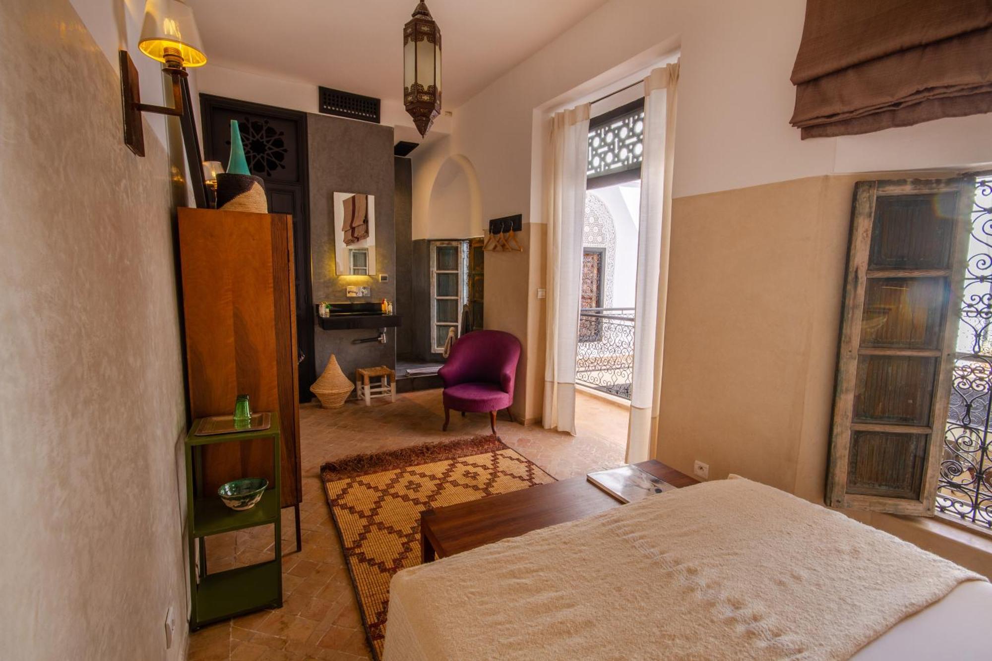 Bab 54 Pensión 4*