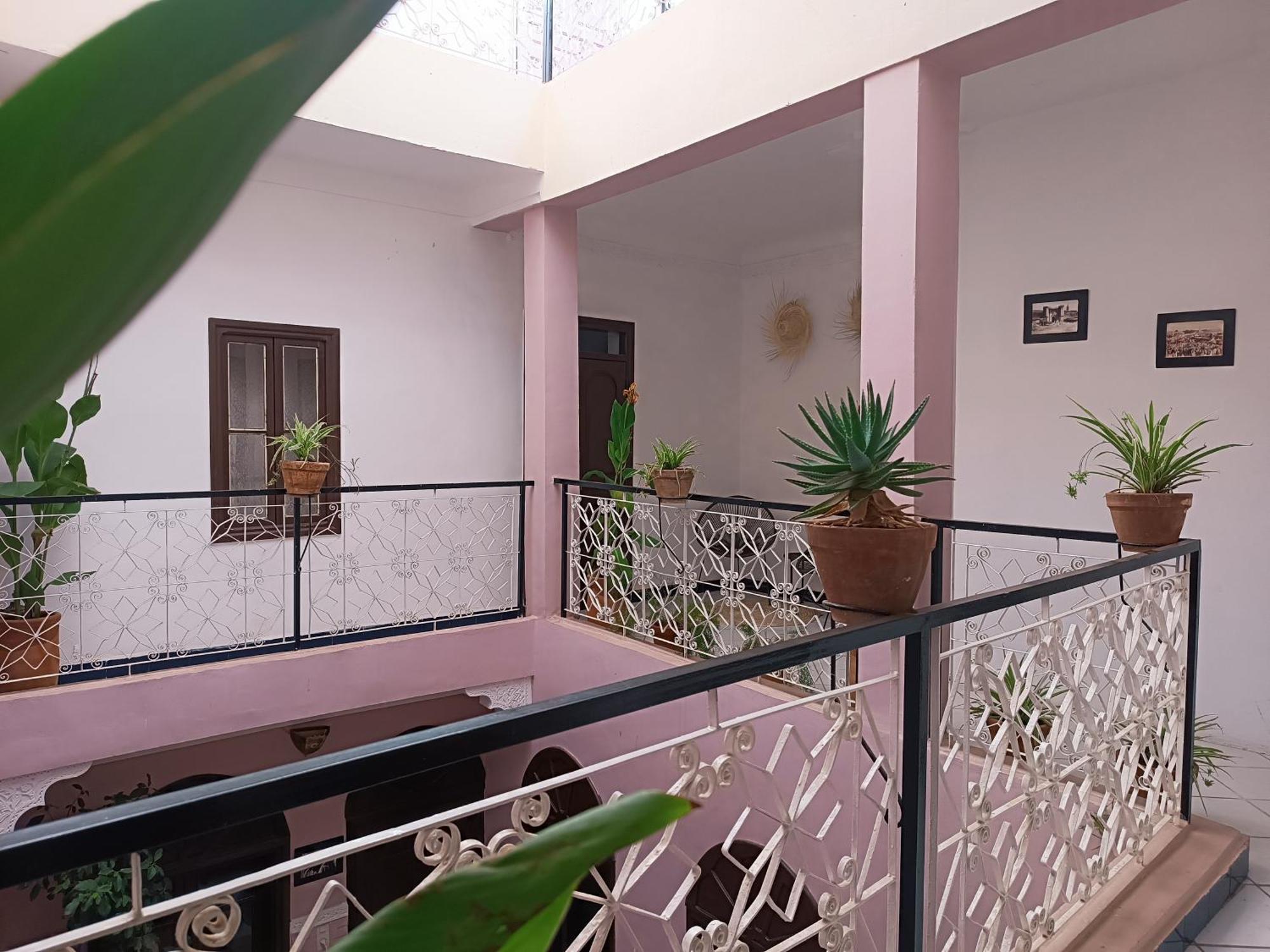 Hotel Dar Suncial *