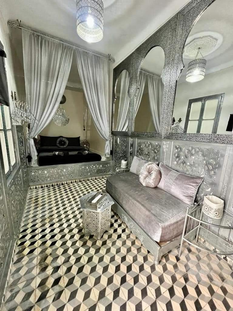Maison d'hôtes 1001 Couleurs 3*