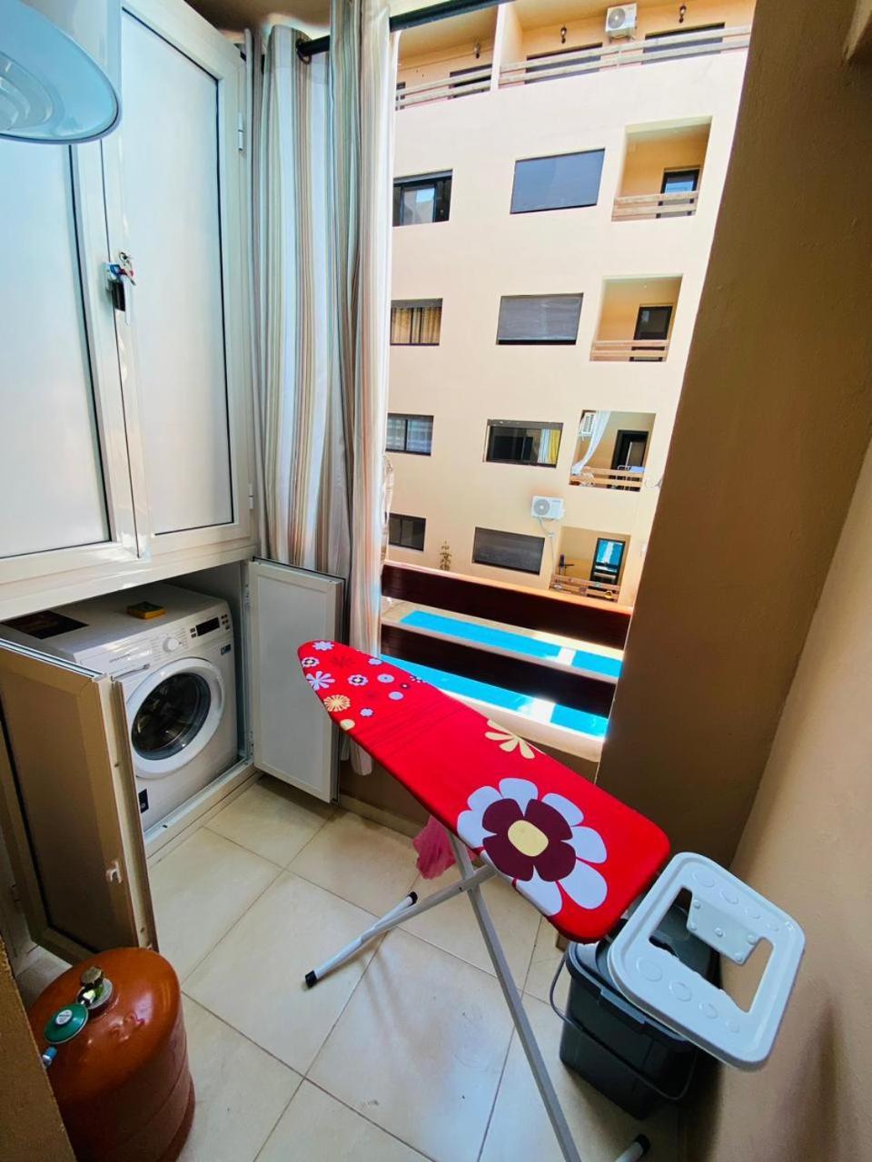 A Cote De La Gare Du Train Apartment