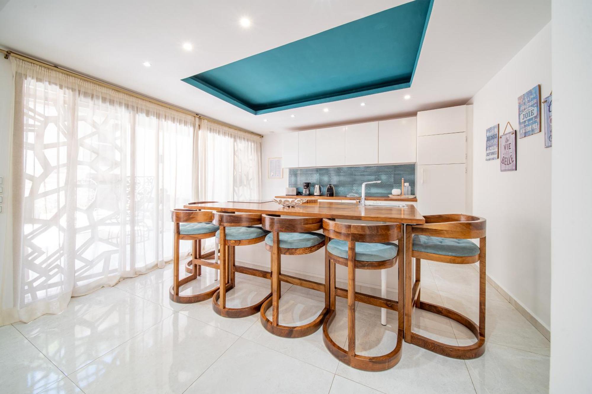 White High-standing - Breakfast Villa *