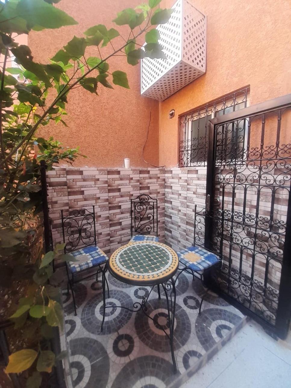 A Marrakech Dans La Touristique Al Qaria Assiyahia * Marrakesh