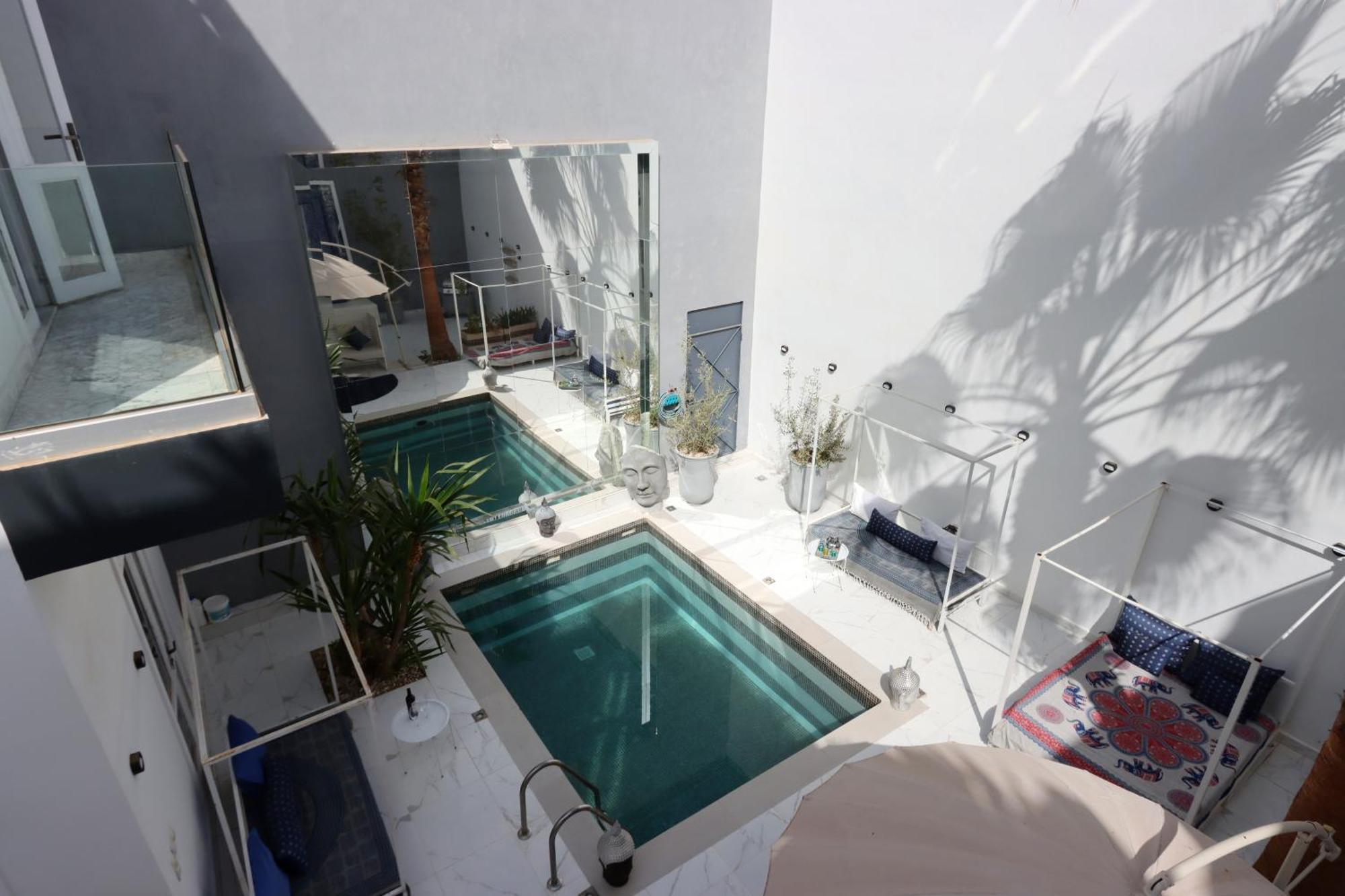 Riad-283 - 5 Chambres Avec Piscine - Marrakech Bed & Breakfast *