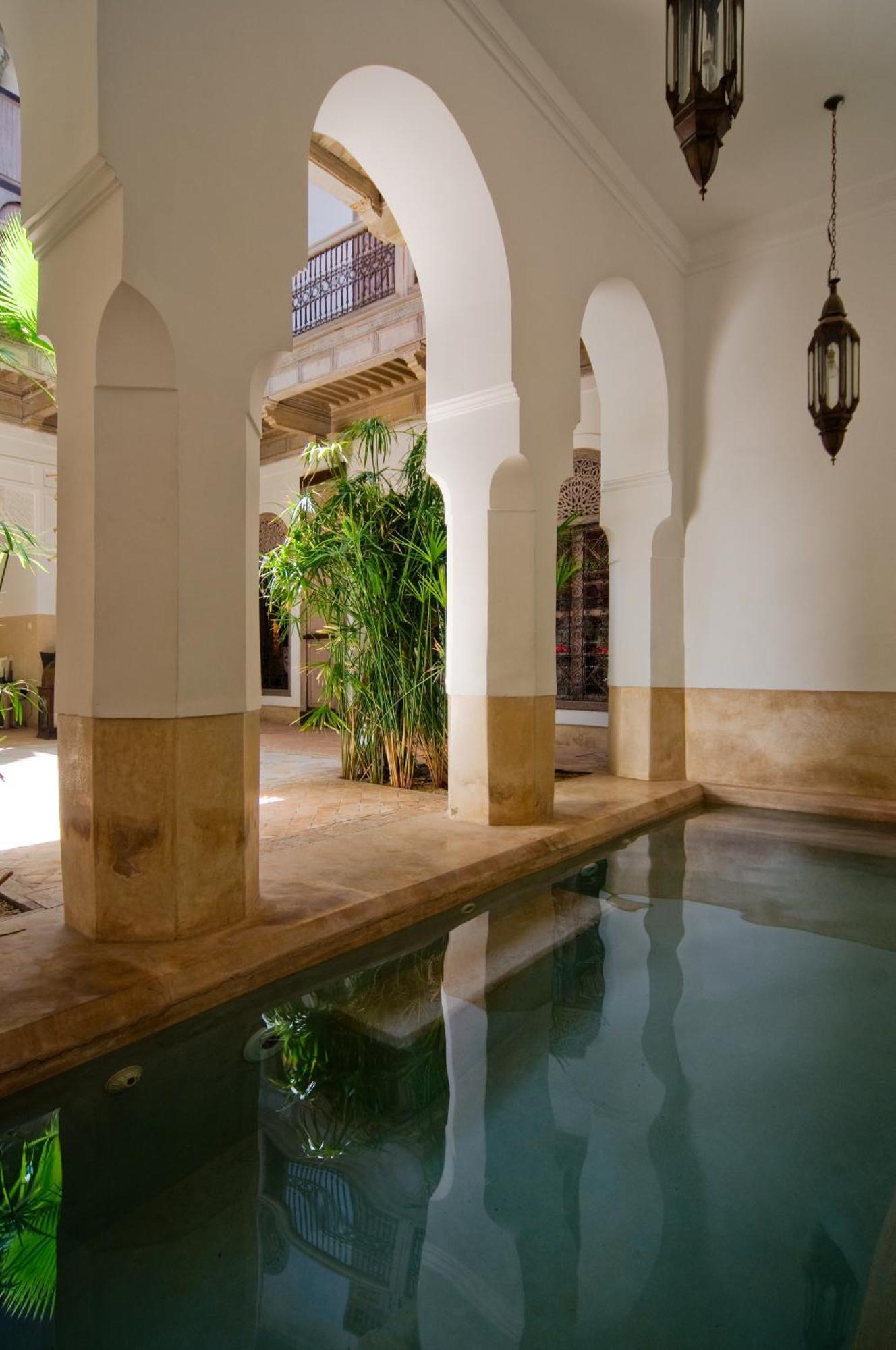 Tzarra Riad 3*