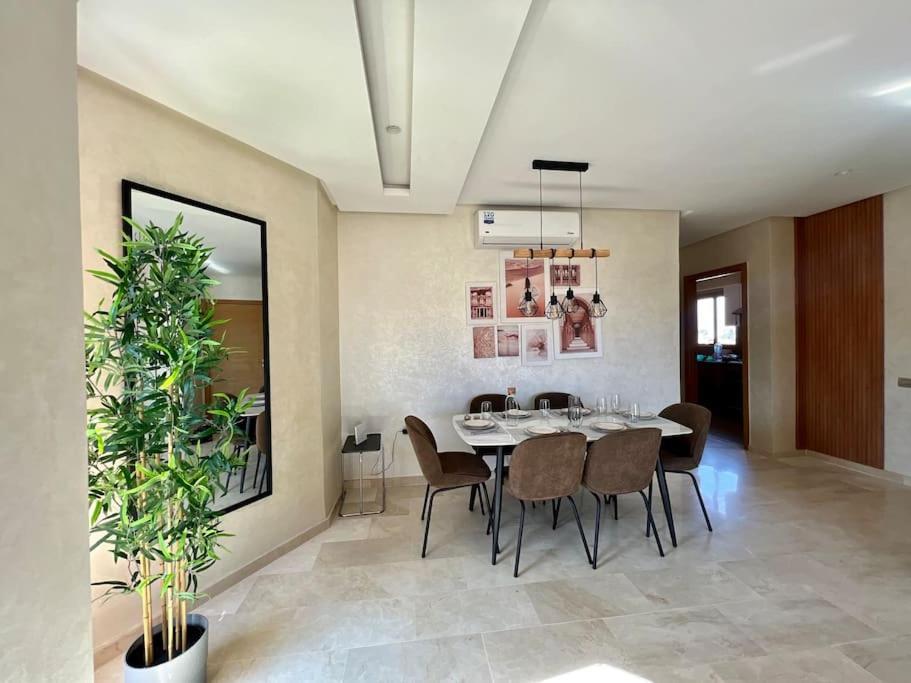 New Appart, Pool And Golf View Apartment *