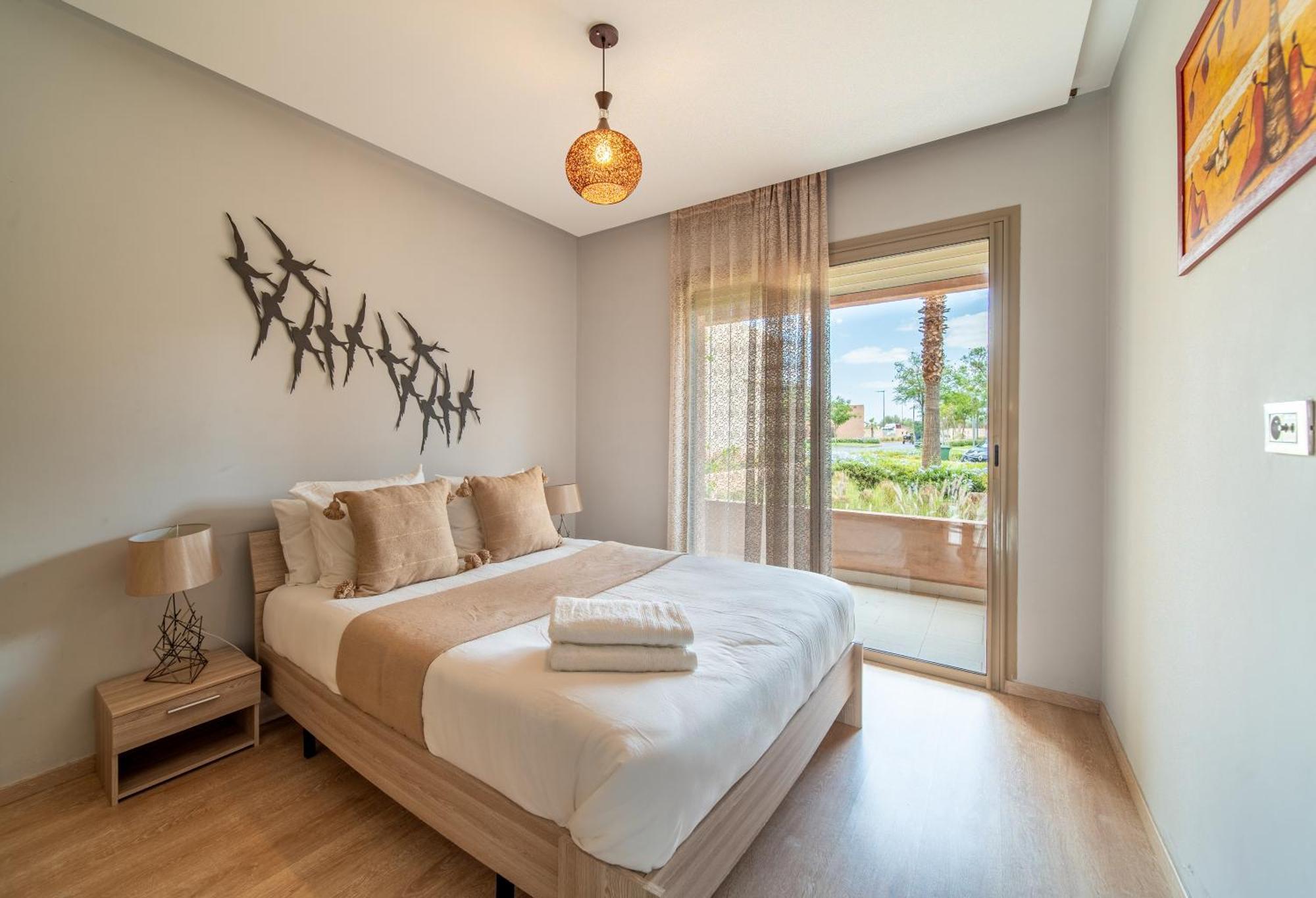 Relaxing Summer-pool-garden-wifi Apartment *