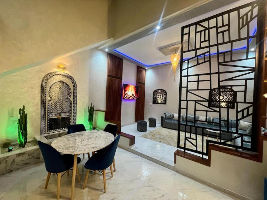 Riad Lalla Fatima- Touristique Al Qaria Assiyahia- Services All-inconciergerie