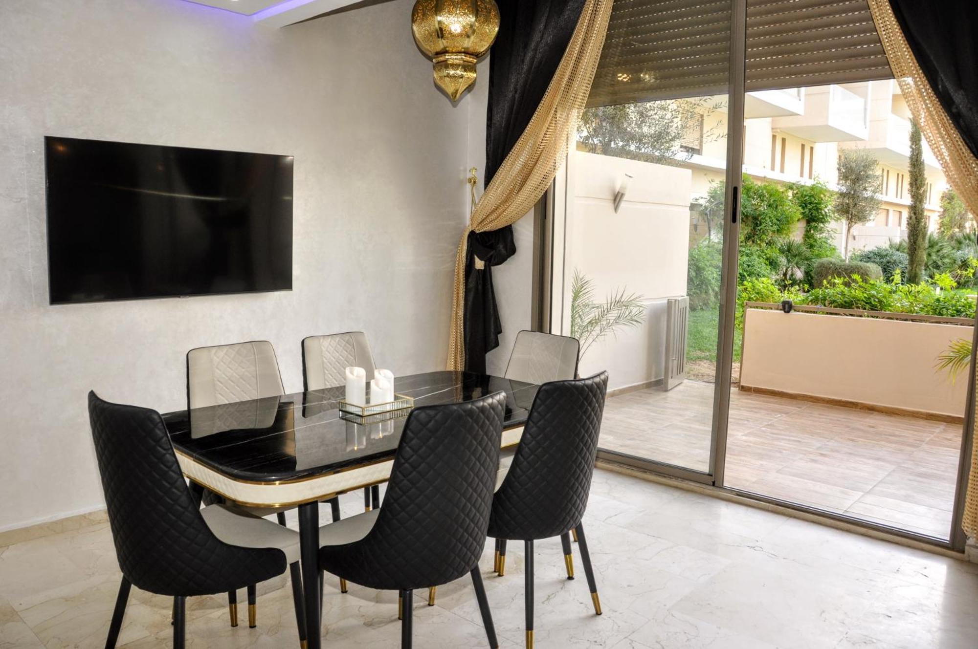 Apartamento Royal Deluxe Gold - Marrakech, Luxe Pool View