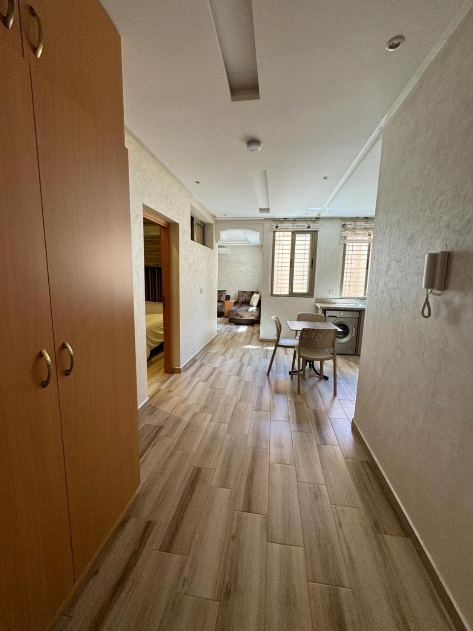 4 Flowers Apartment