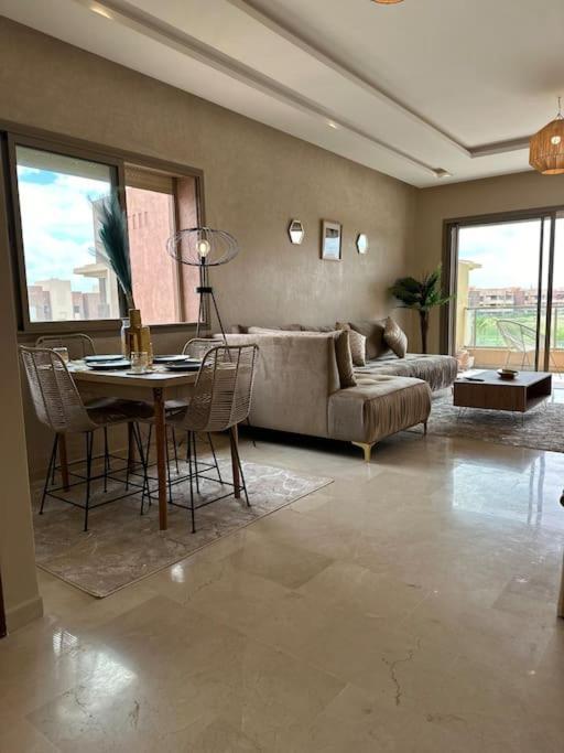 Prestigia Golf & Pool 2 Bedroom Luxury Comforts *