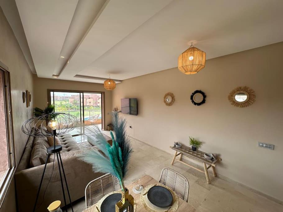 Prestigia Golf & Pool 2 Bedroom Luxury Comforts *
