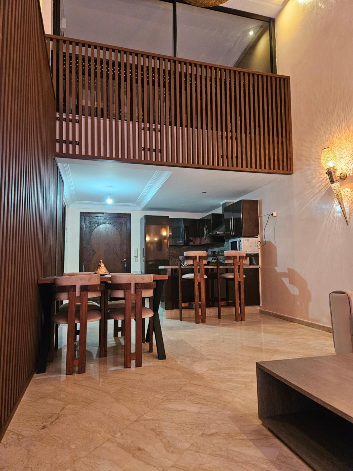 Duplex Au Coeur De Gueliz, Quartier De Gamme De Marrakech *