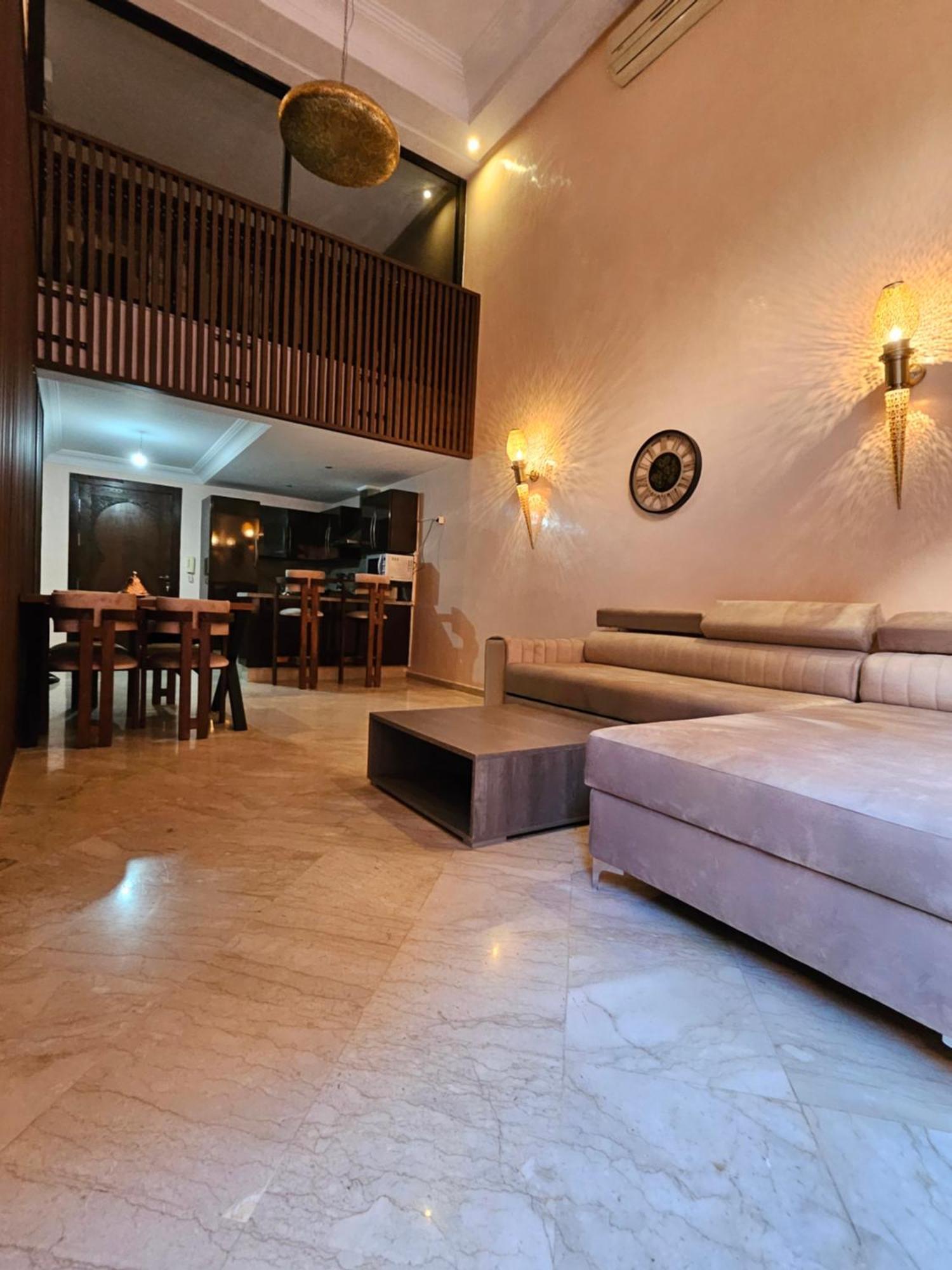 Duplex Au Coeur De Gueliz, Quartier De Gamme De Marrakech Marrakesh
