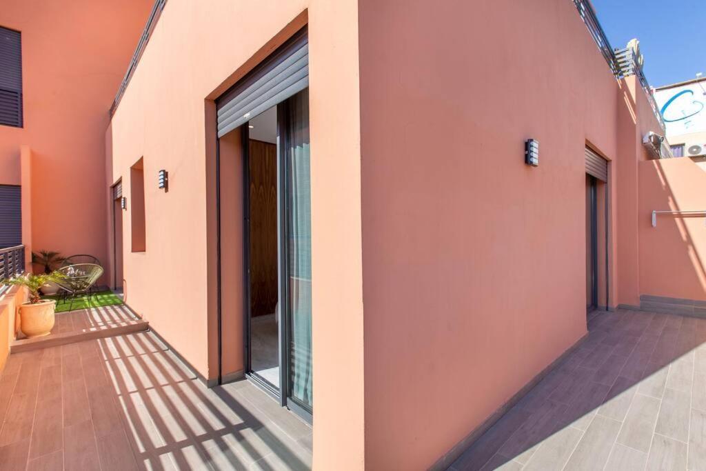 Lux And Central, Terrasse, Calm Apartment *