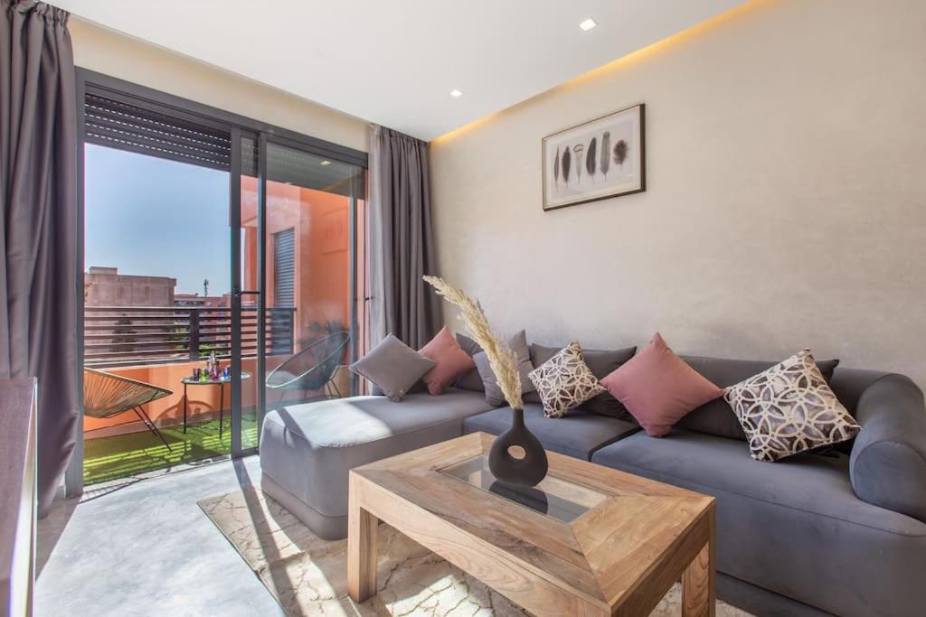 Apartment Lux And Central, Terrasse, Calm