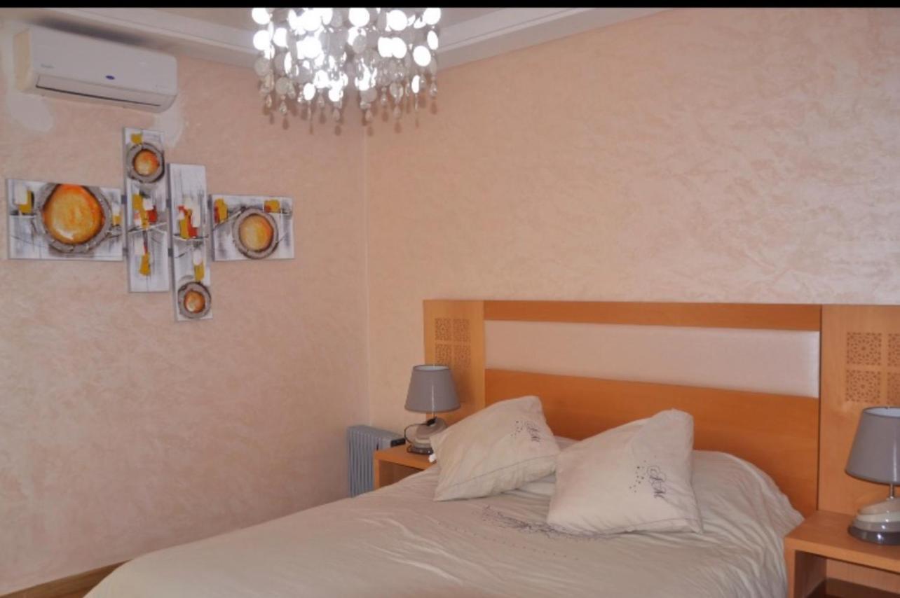 Villa Caprice 4 *