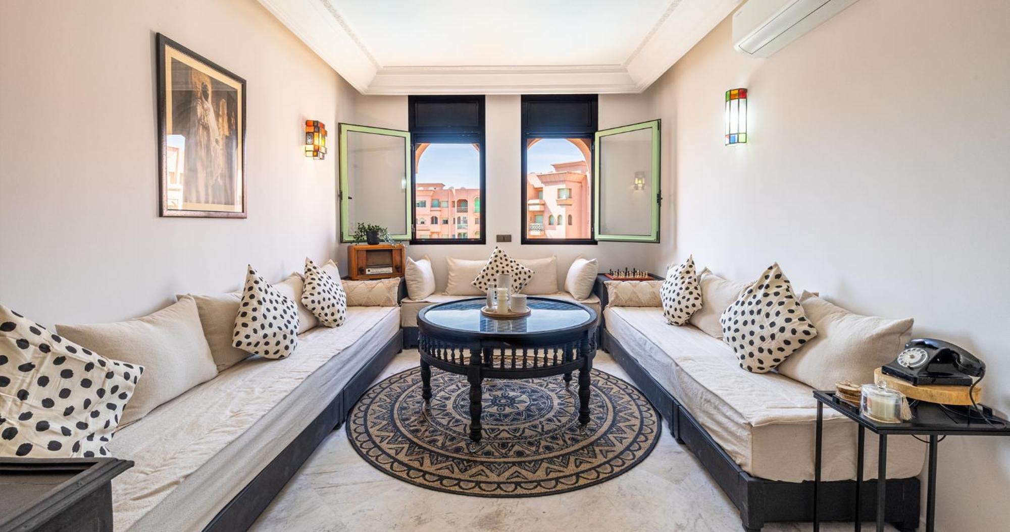 Charming 2-bed Oasis Pool View Marrakesh