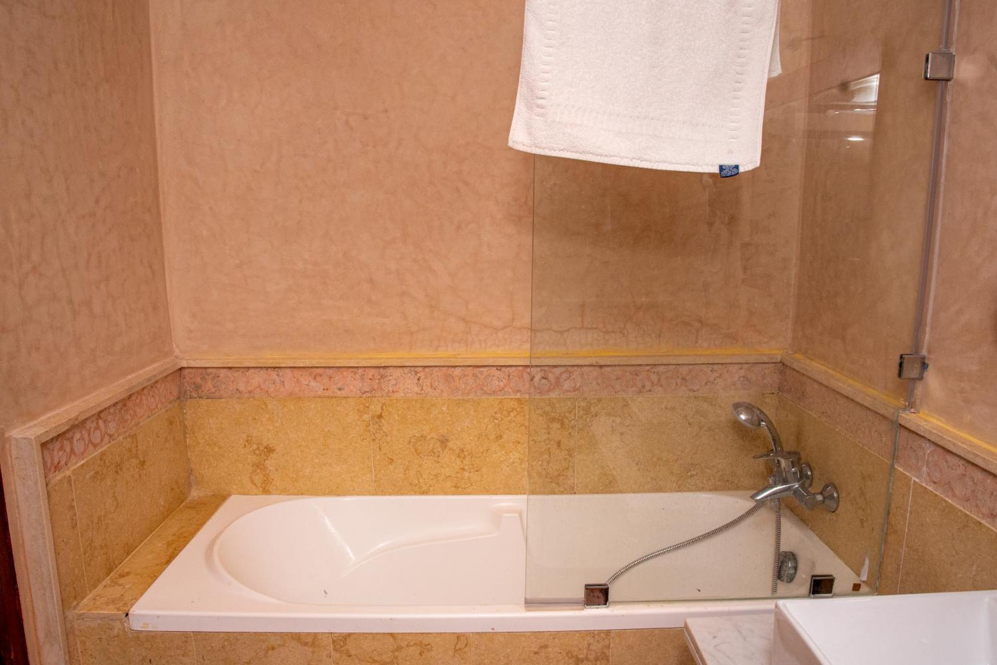 Tibouda House Apts Deluxe Marrakech Familiale - T3 * Marrakesh