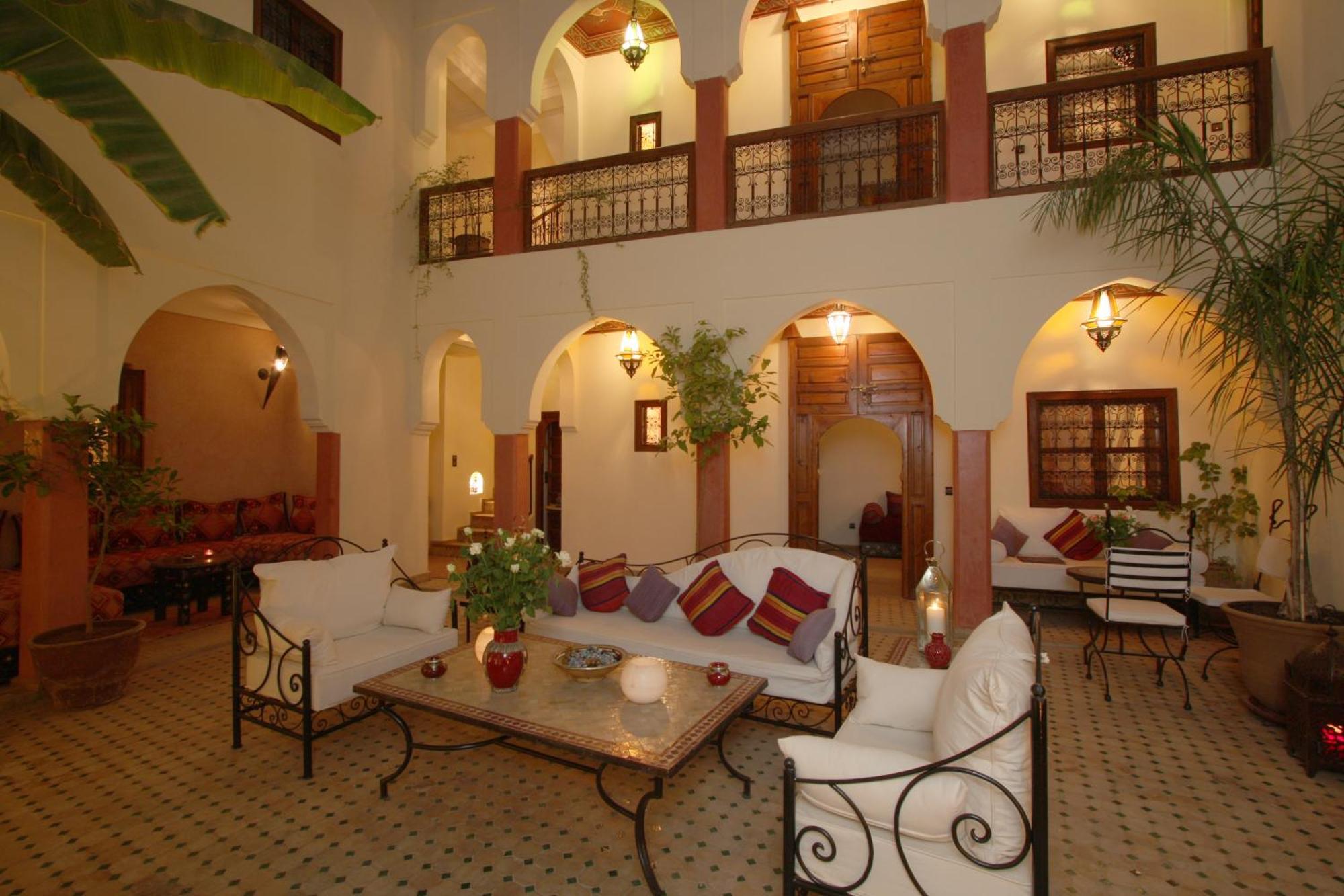 Bed and breakfast Petit Karmela 3*