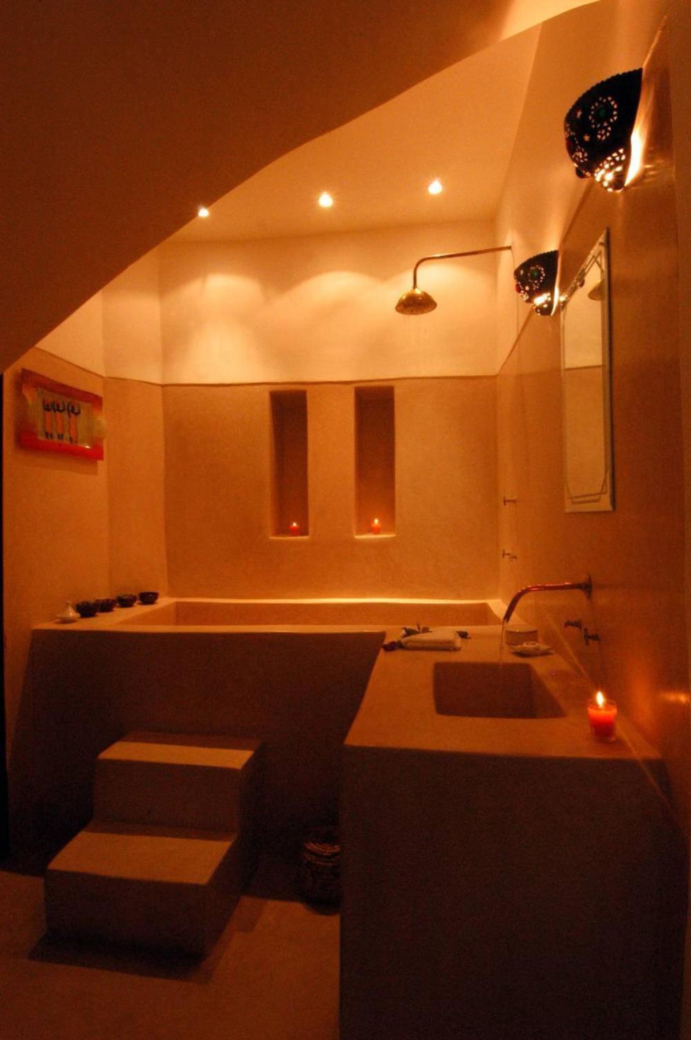 Riad Davia