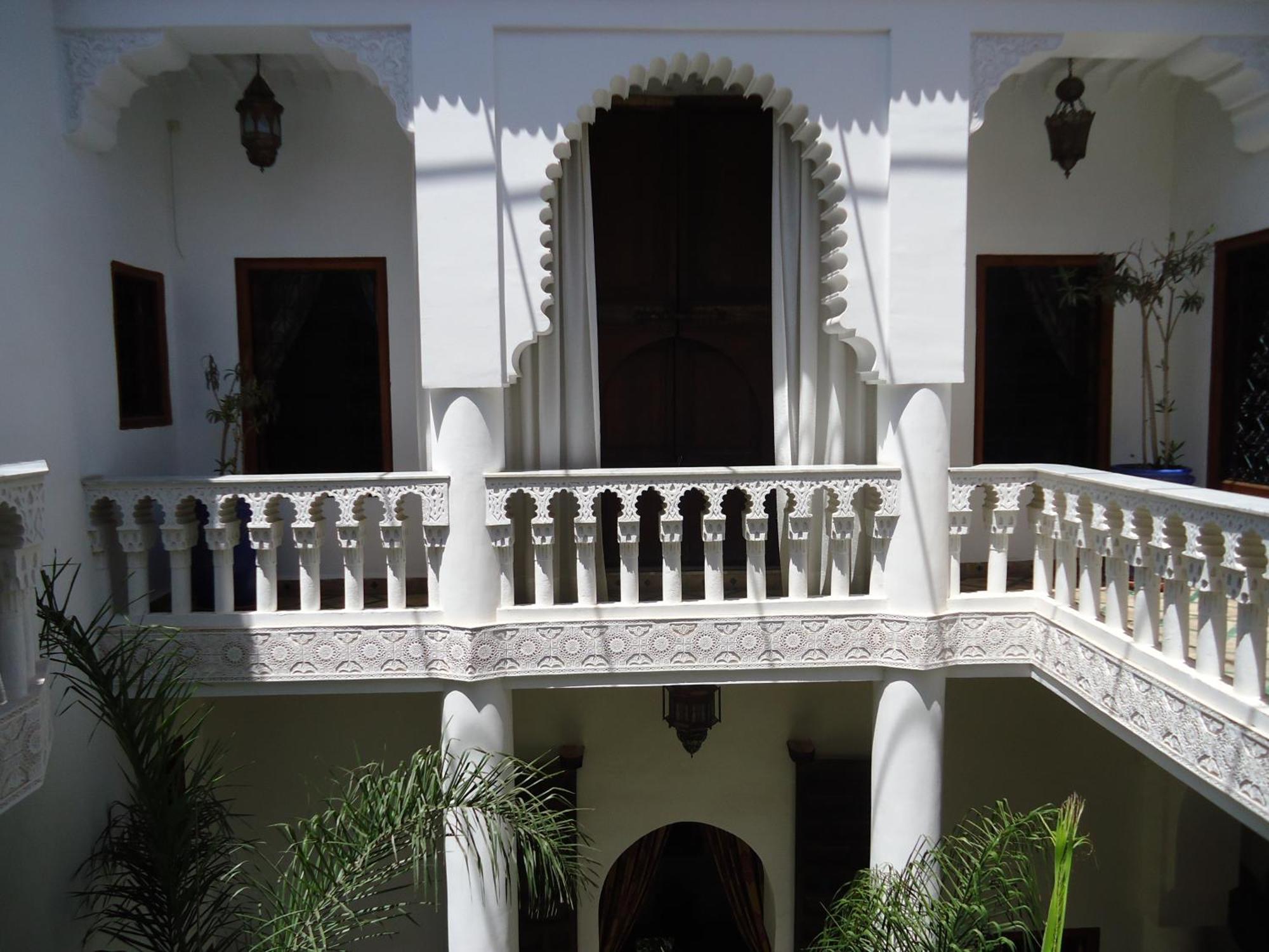 Tahar Oasis Marrakesh